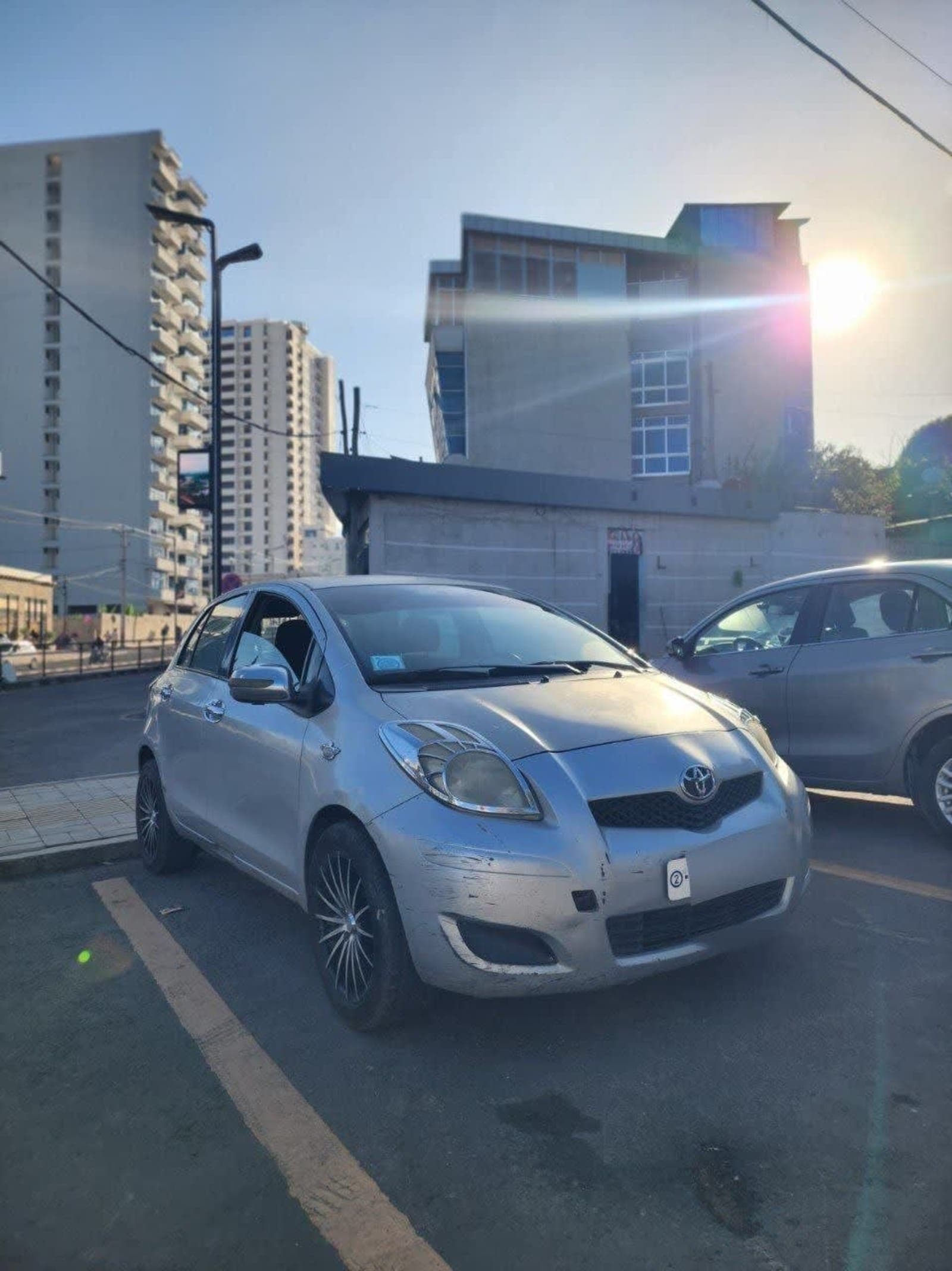 2009 Toyota Yaris Compact — photo 6