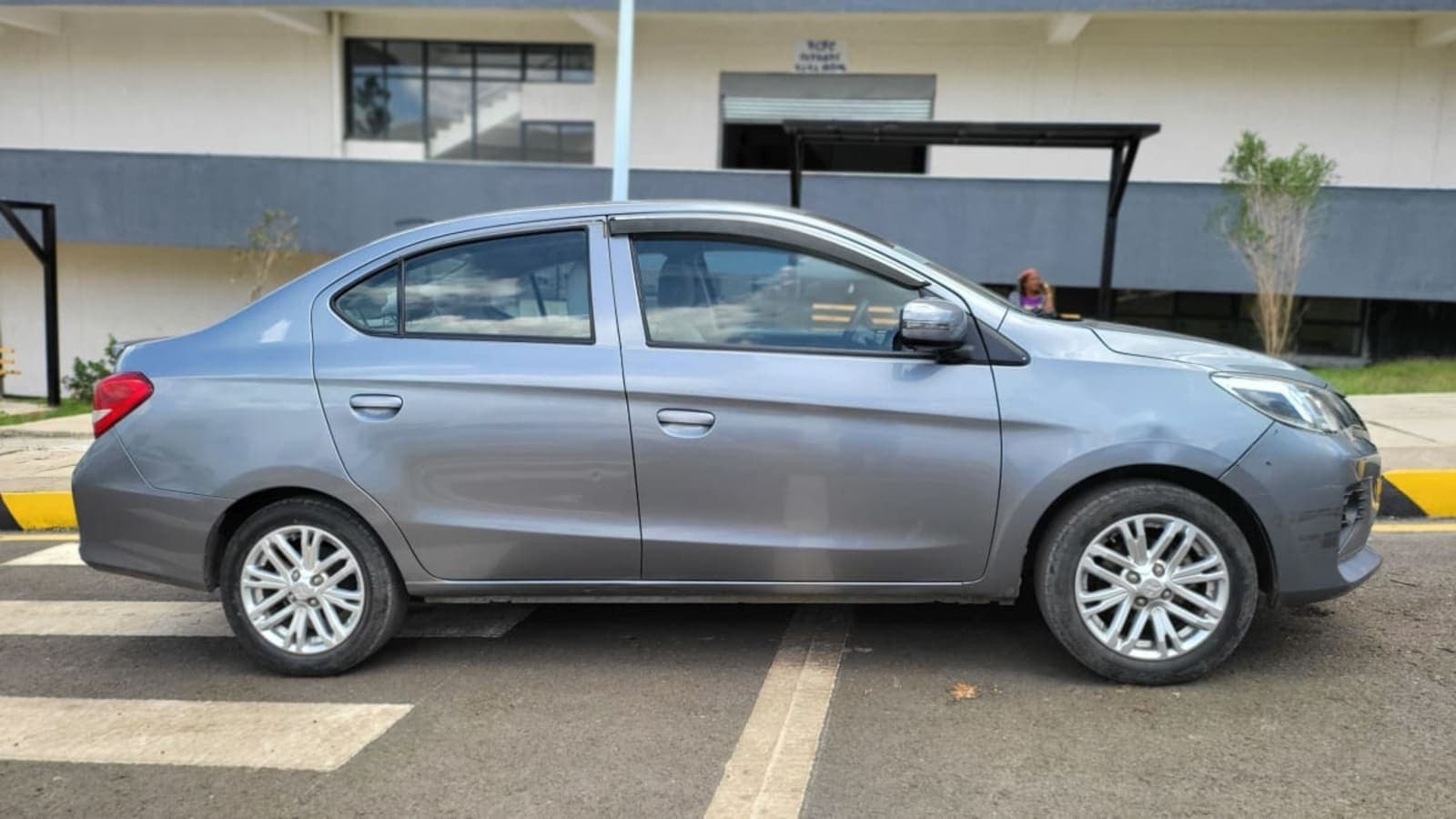 2022 Mitsubishi Attrage — photo 3
