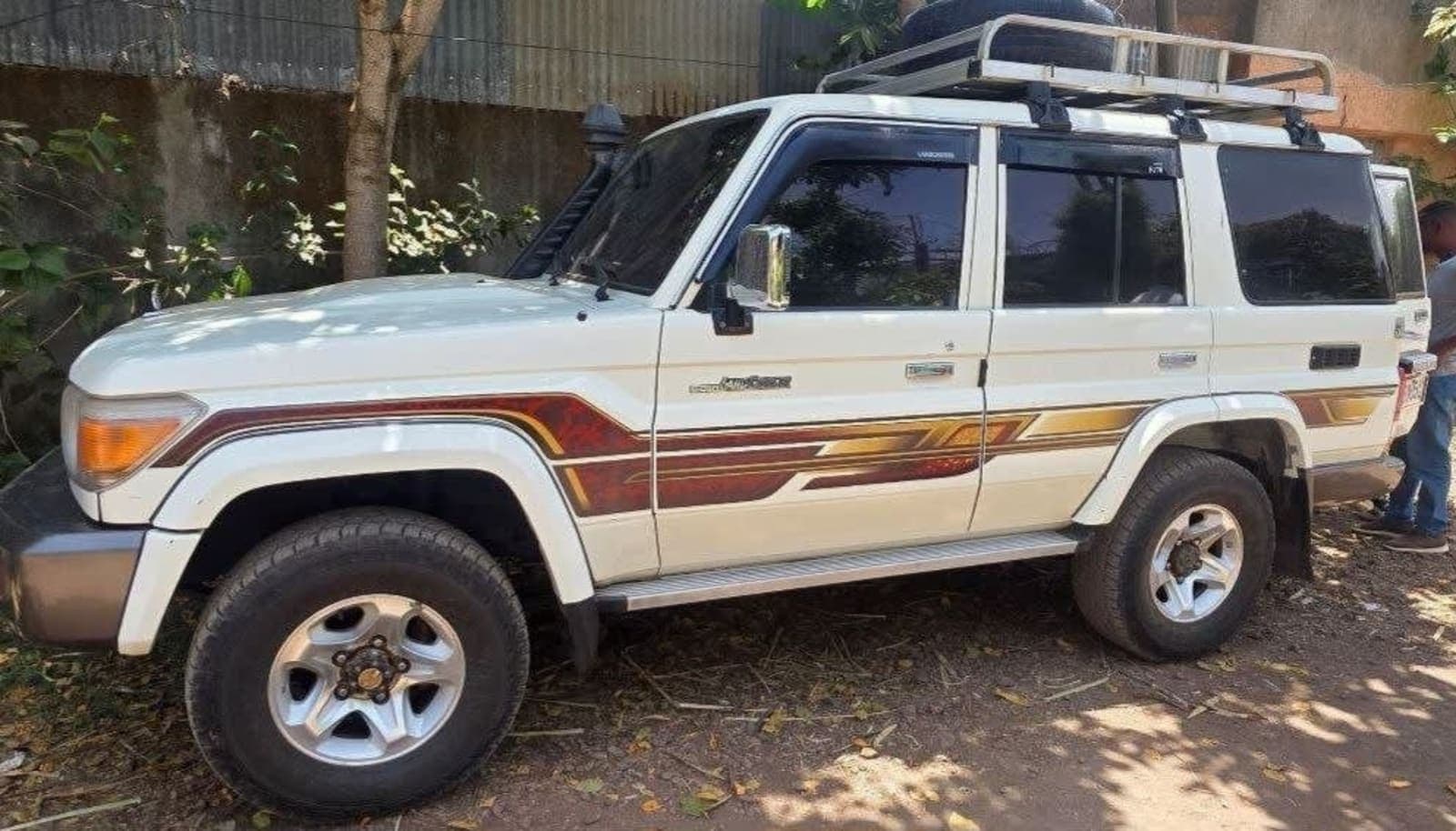 2020 Toyota Landcruiser Mark 2 — photo 2