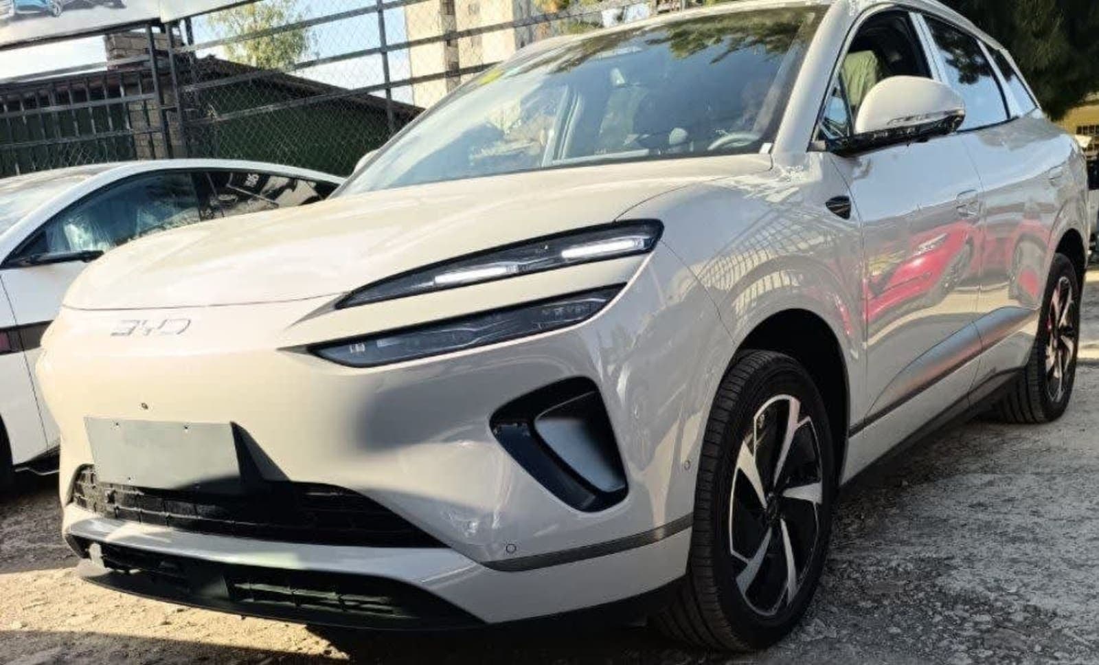 2025 BYD Sealion 06 EV — photo 4