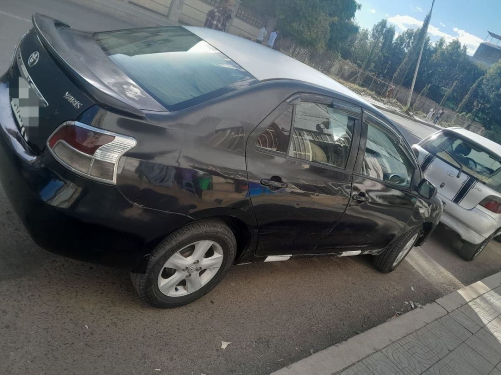 2006 Toyota Yaris Sedan — photo 3