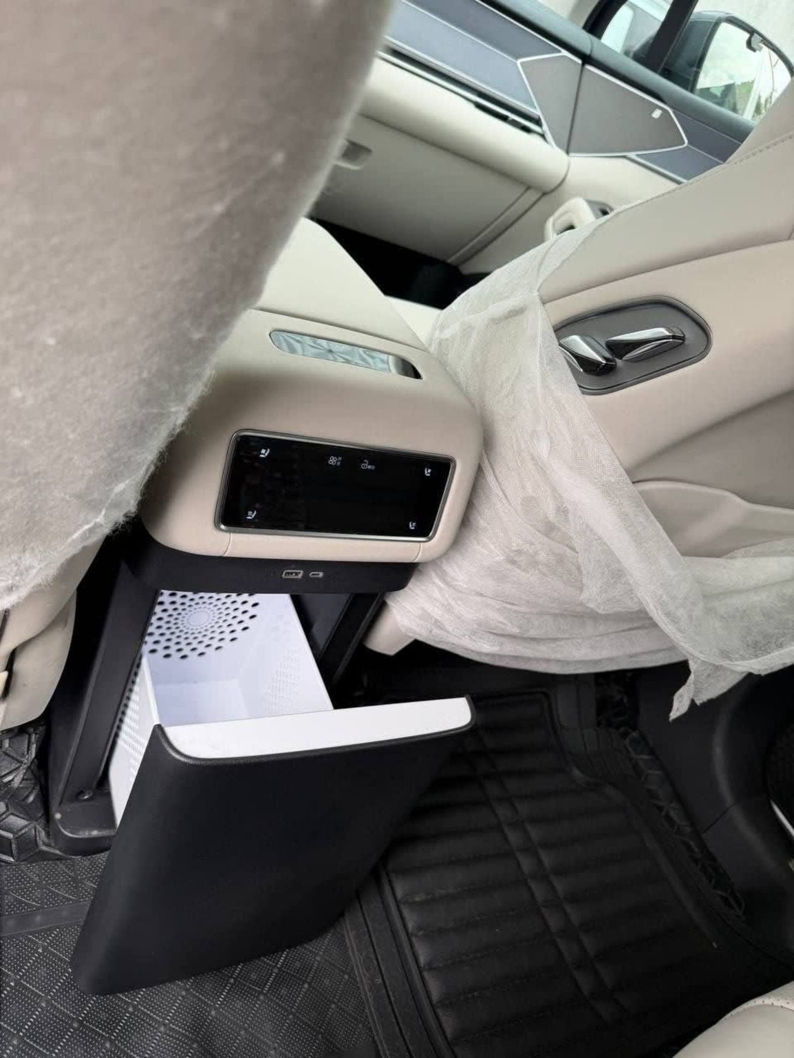 2025 BYD Tang — photo 3
