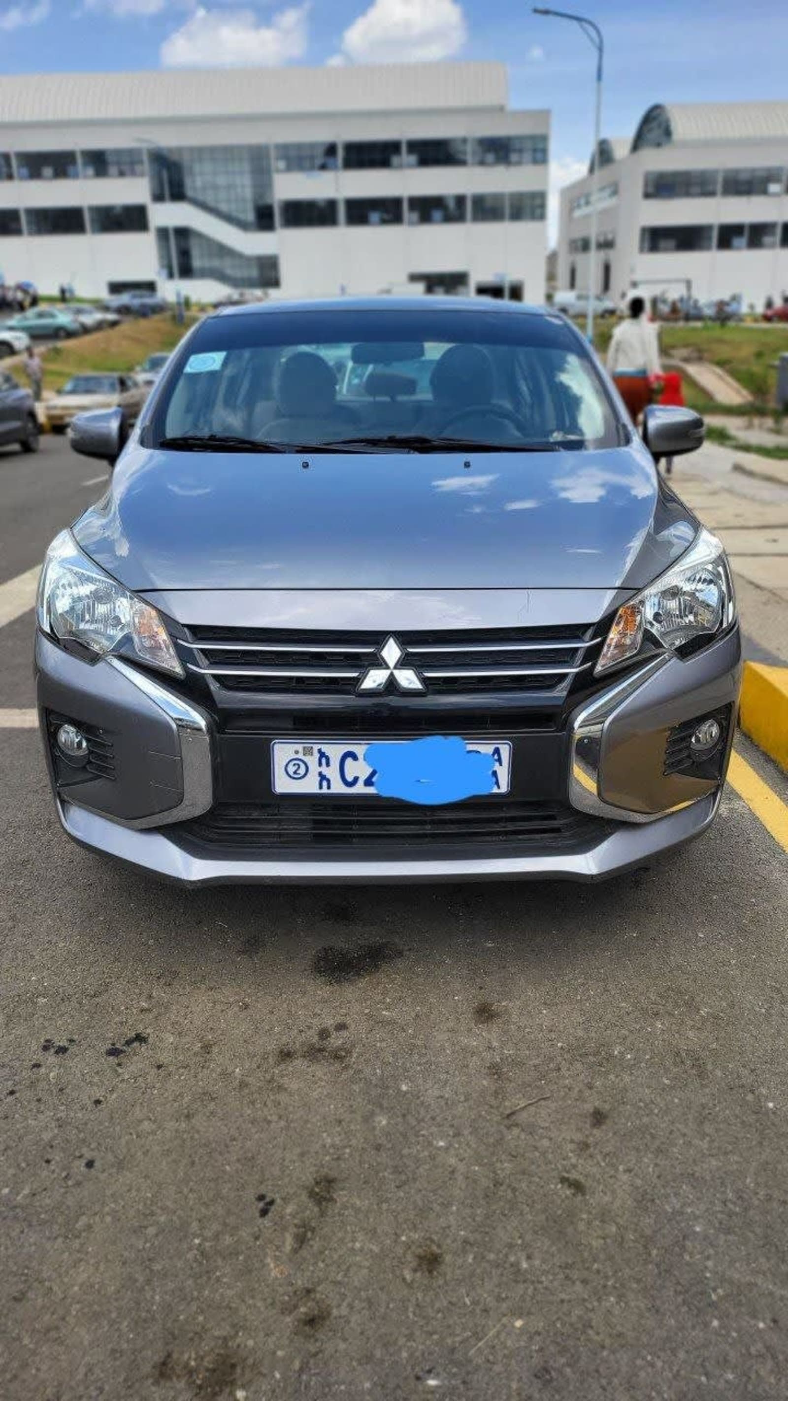 2022 Mitsubishi Attrage — photo 3
