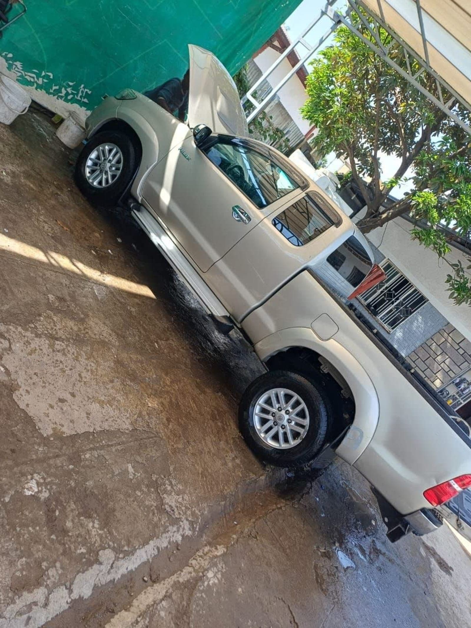 2014 Toyota Hilux X cab — photo 4