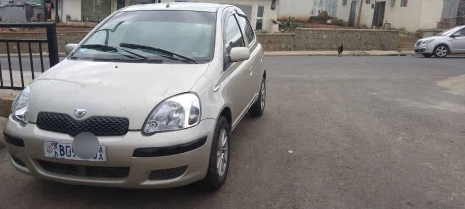 2002 Toyota Vitz