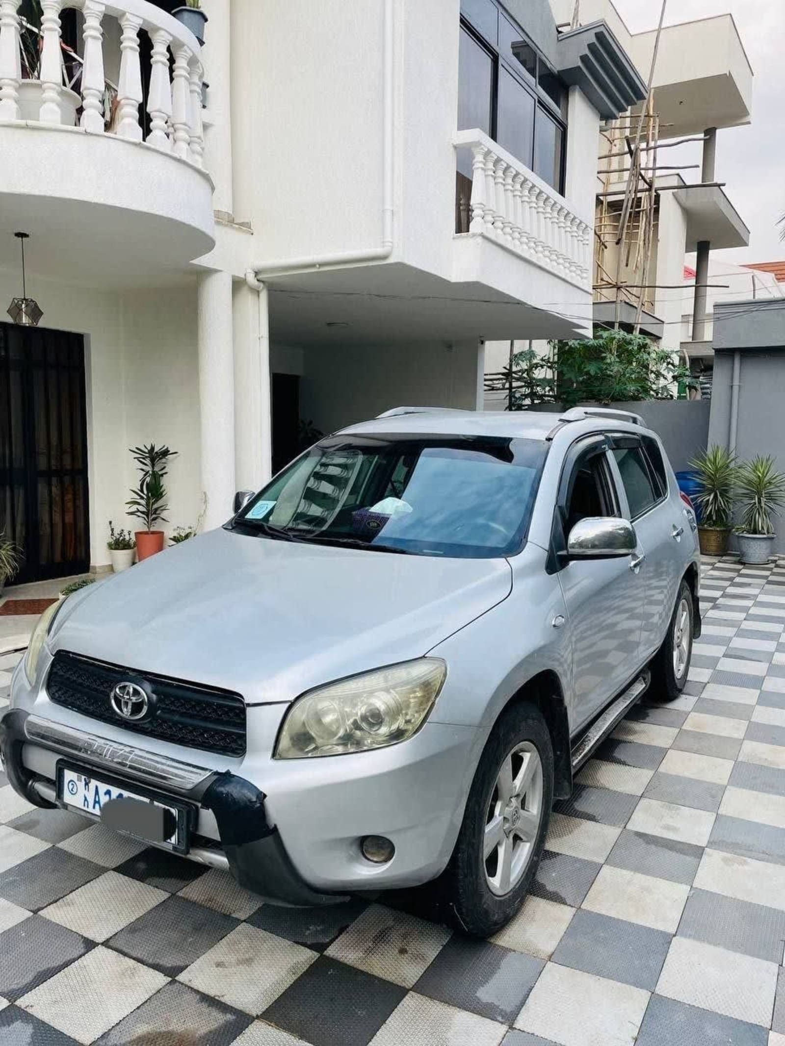 2006 Toyota RAV4 — photo 2