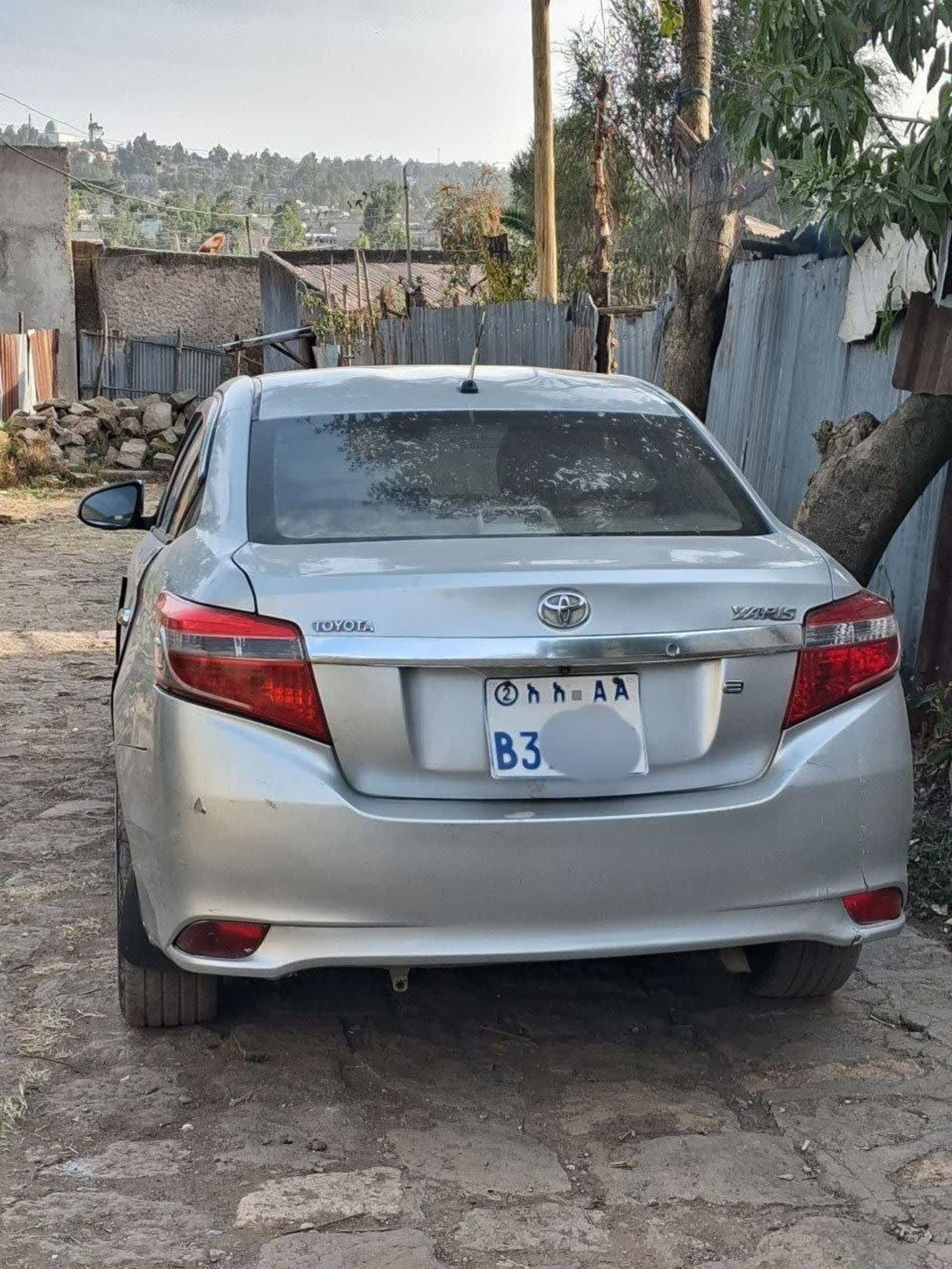 2013 Toyota Corolla — photo 4
