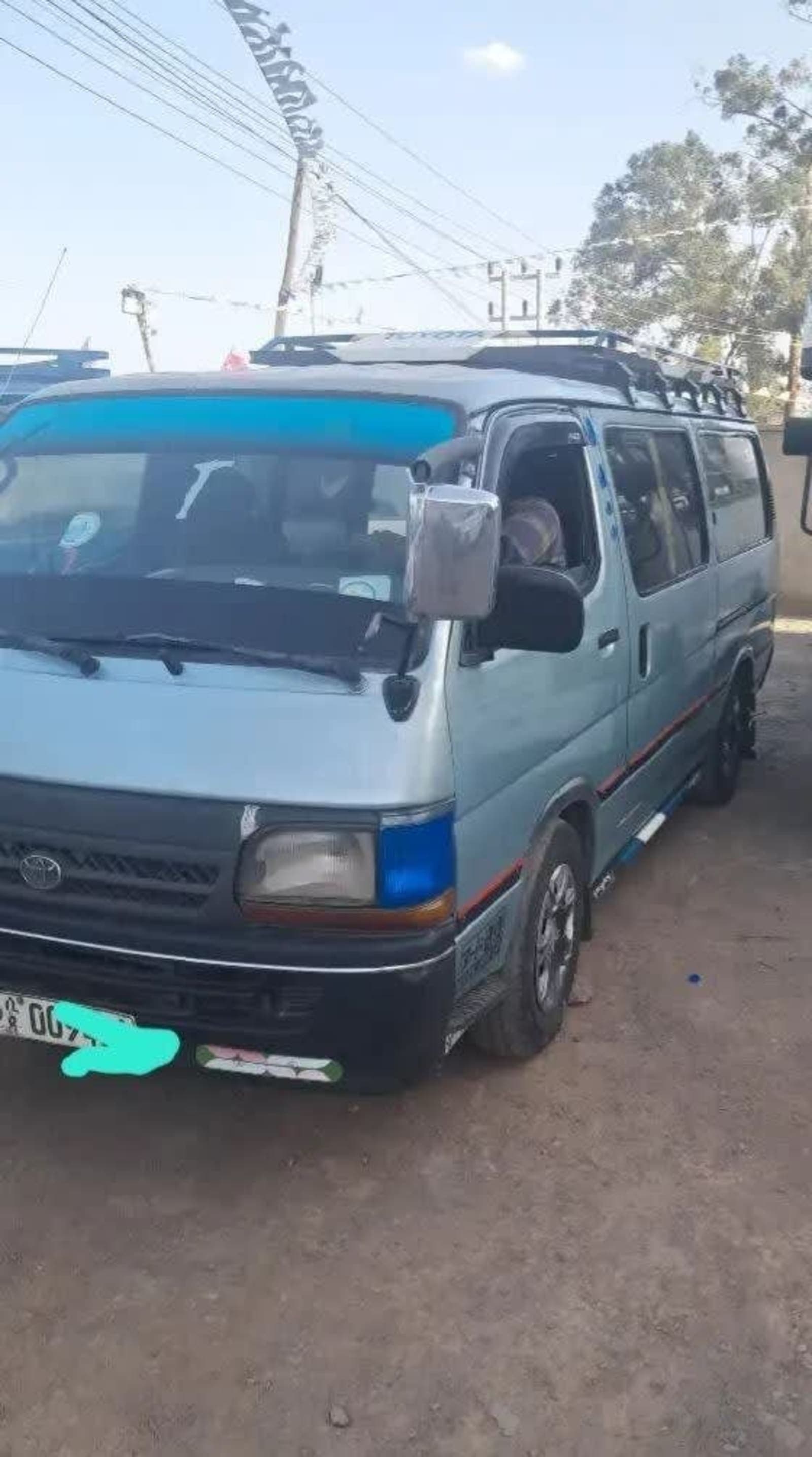 2002 Toyota 5L minibus — photo 5