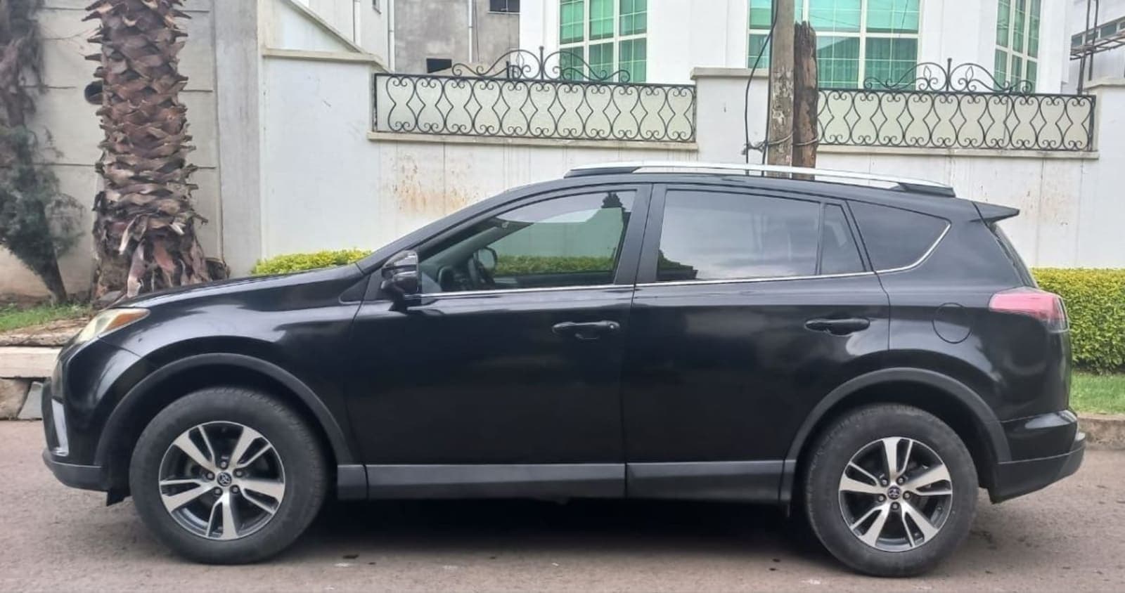 2018 Toyota Rav 4 — photo 6