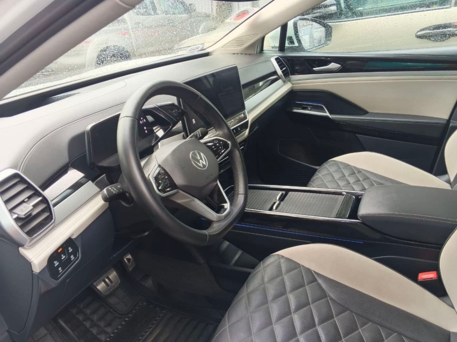 2022 Volkswagen ID 6 — photo 3
