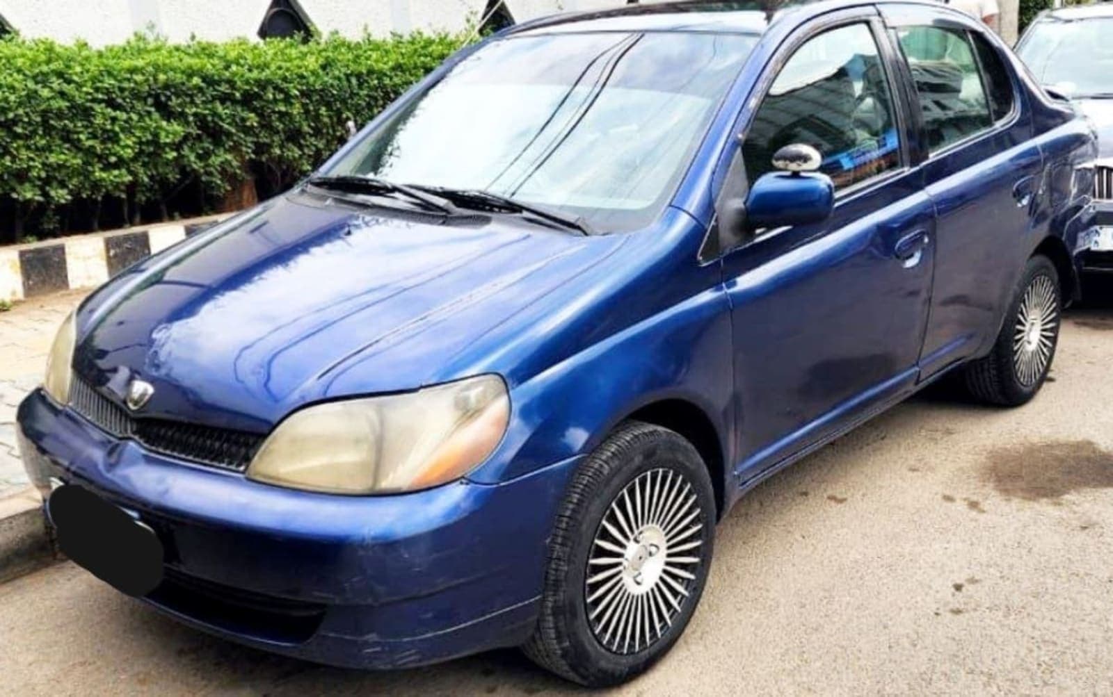 2001 Toyota Platz — photo 5