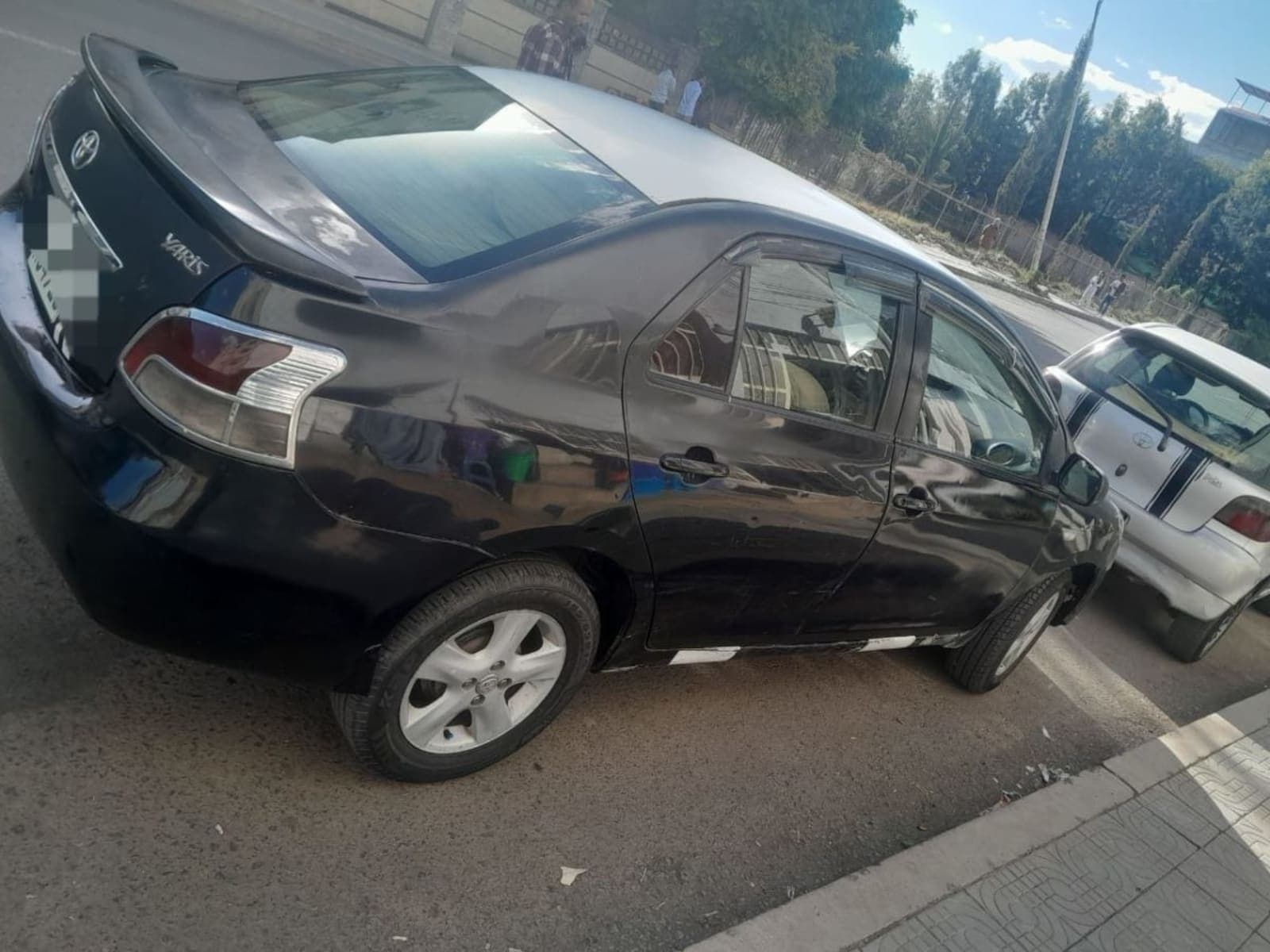 2006 Toyota Yaris Sedan — photo 4