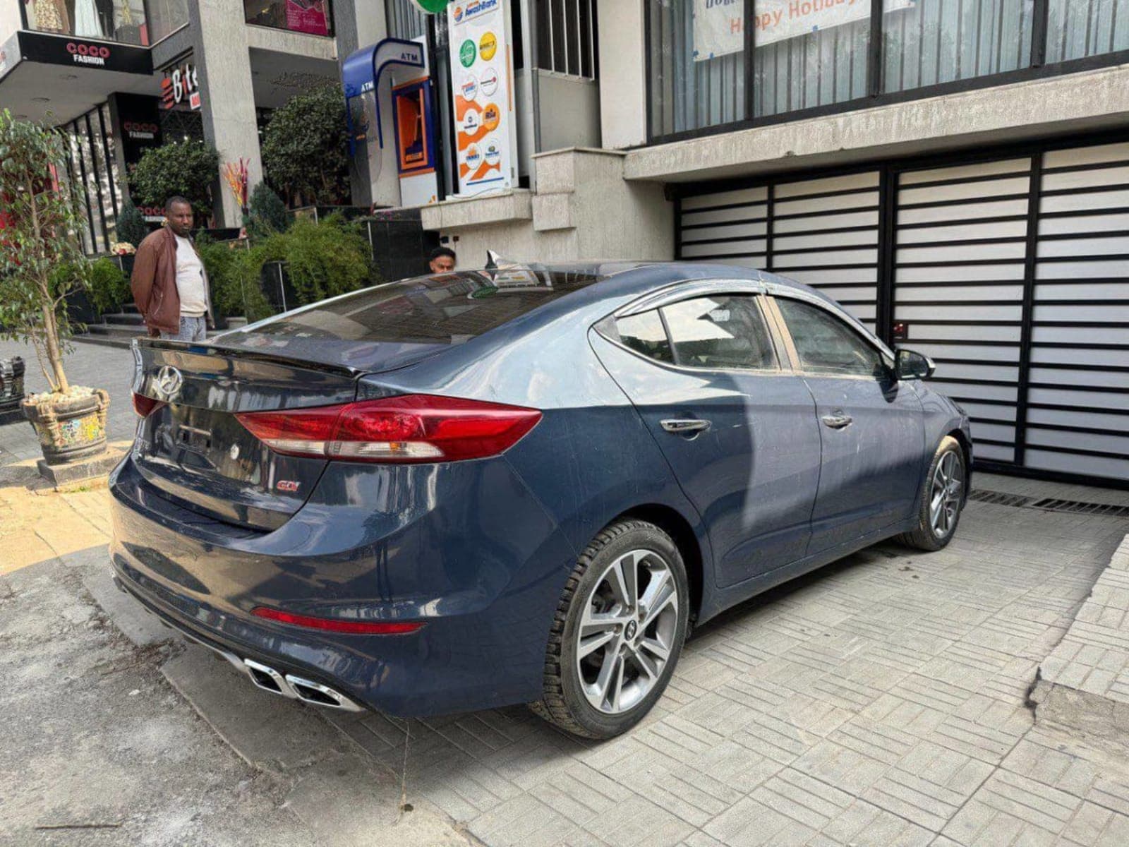 2017 Hyundai Avante — photo 4
