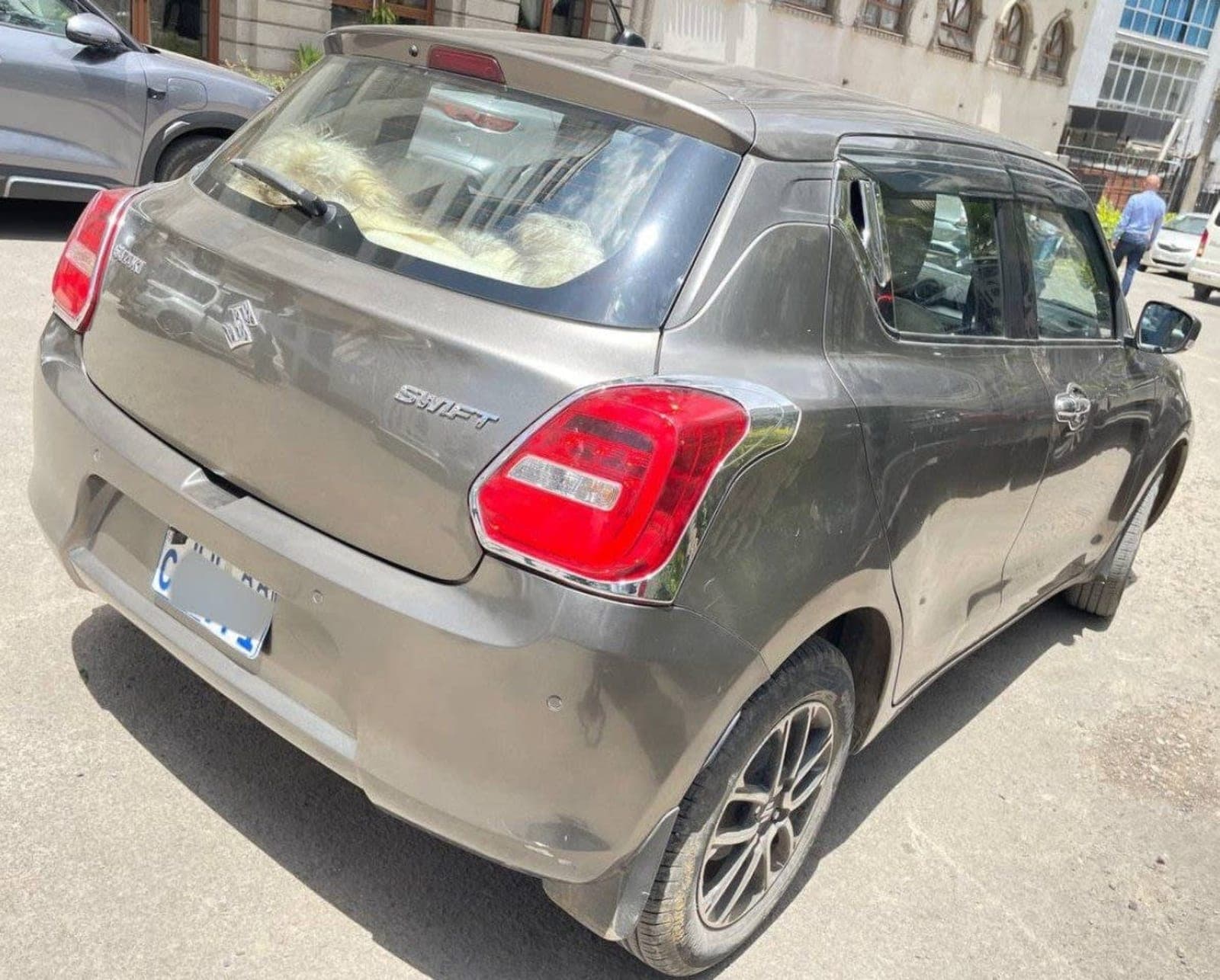 2022 Suzuki Swift — photo 1