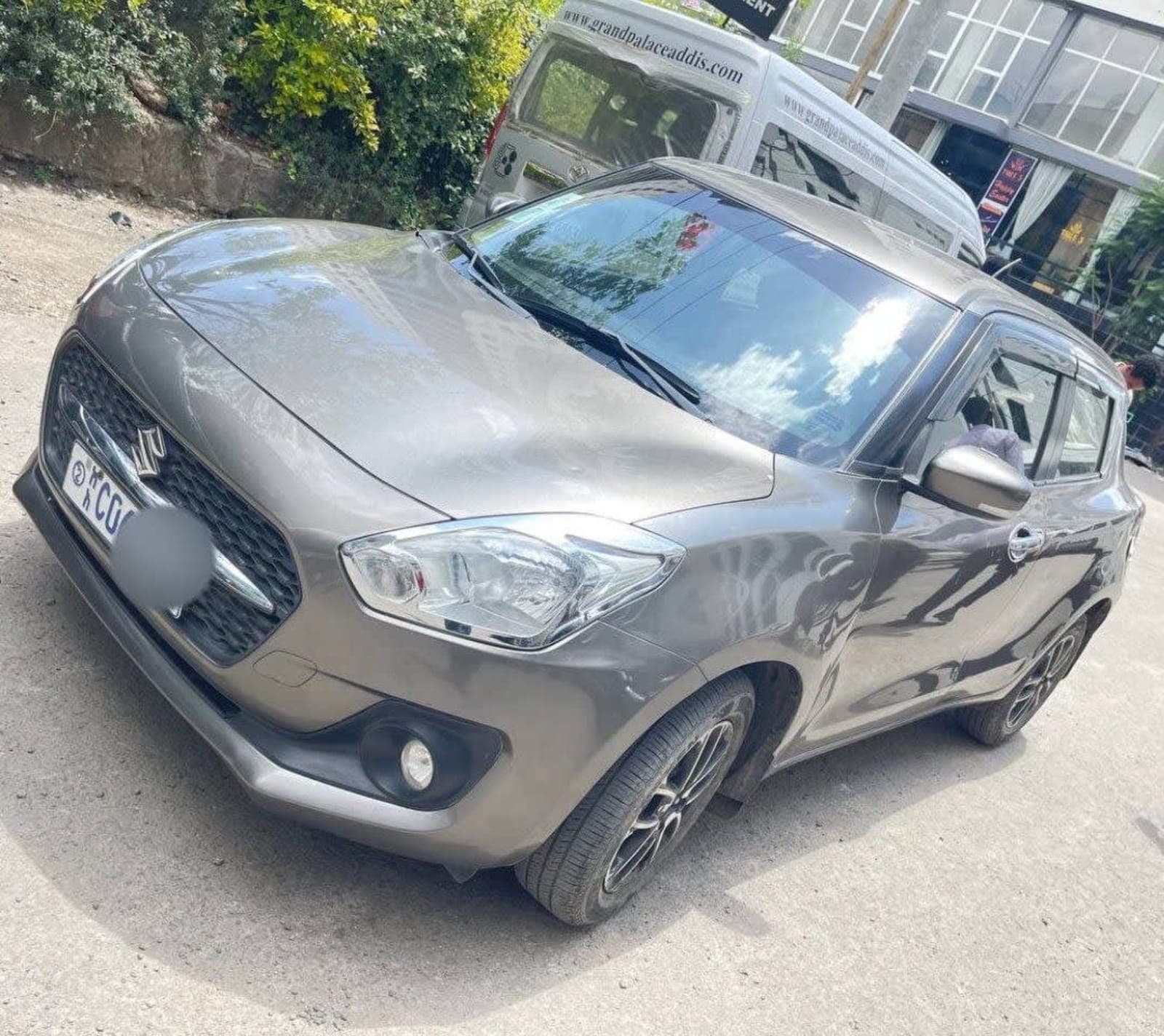 2022 Suzuki Swift — photo 3