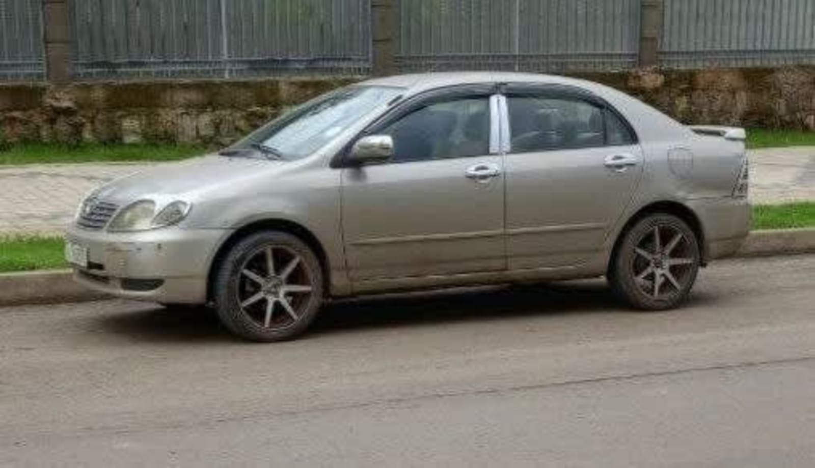 2003 Toyota Corolla — photo 8