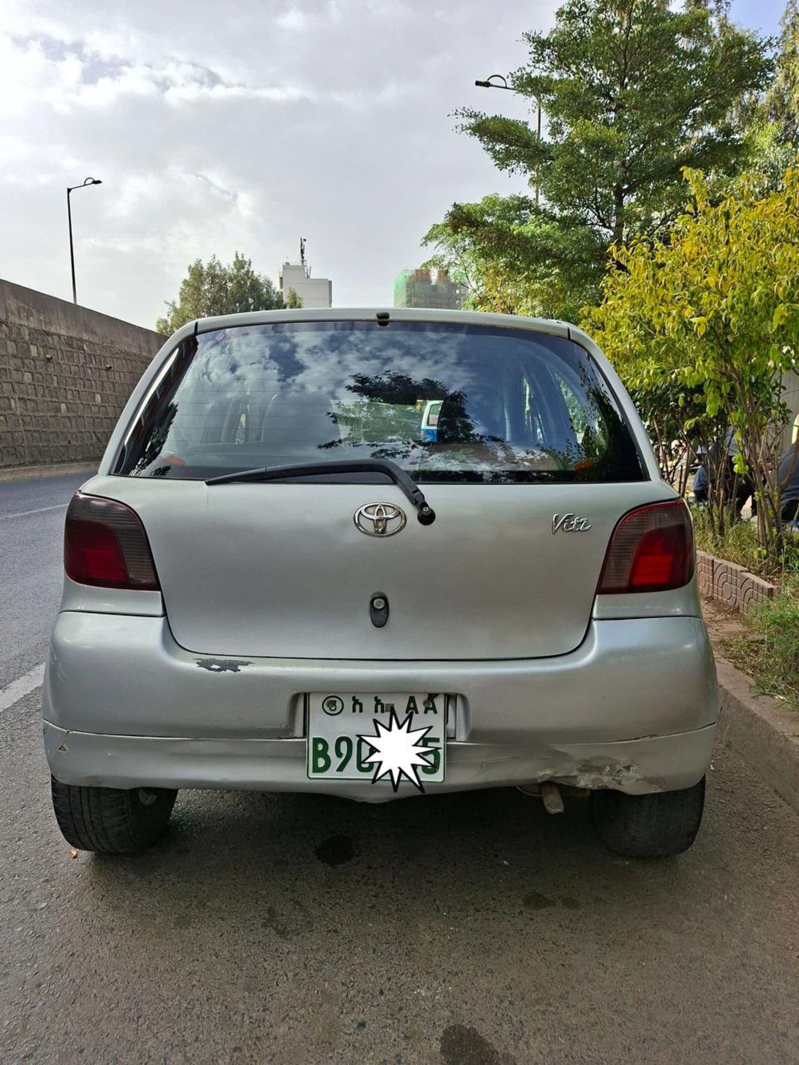 2001 Toyota Vitz — photo 6