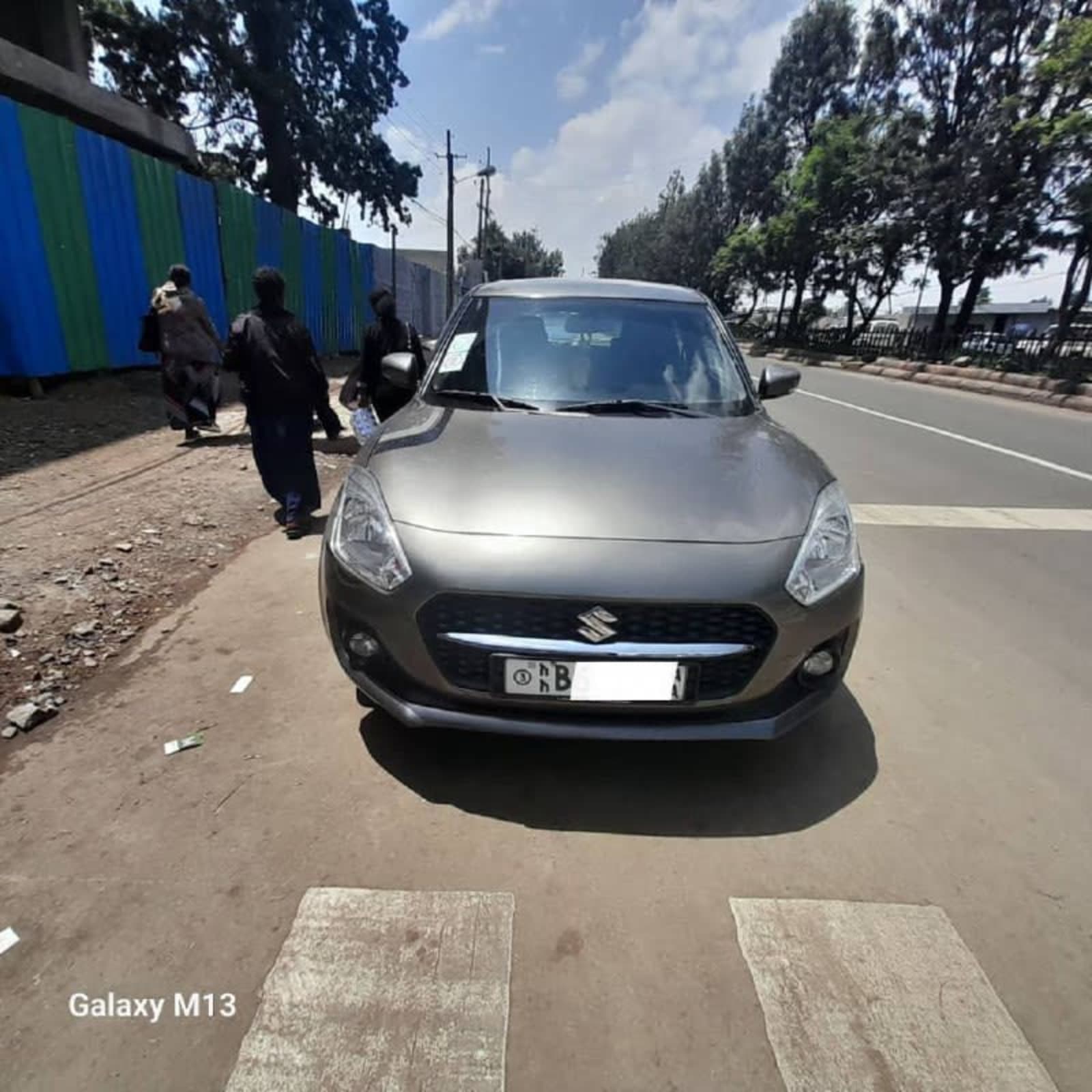 2022 Suzuki Swift — photo 1