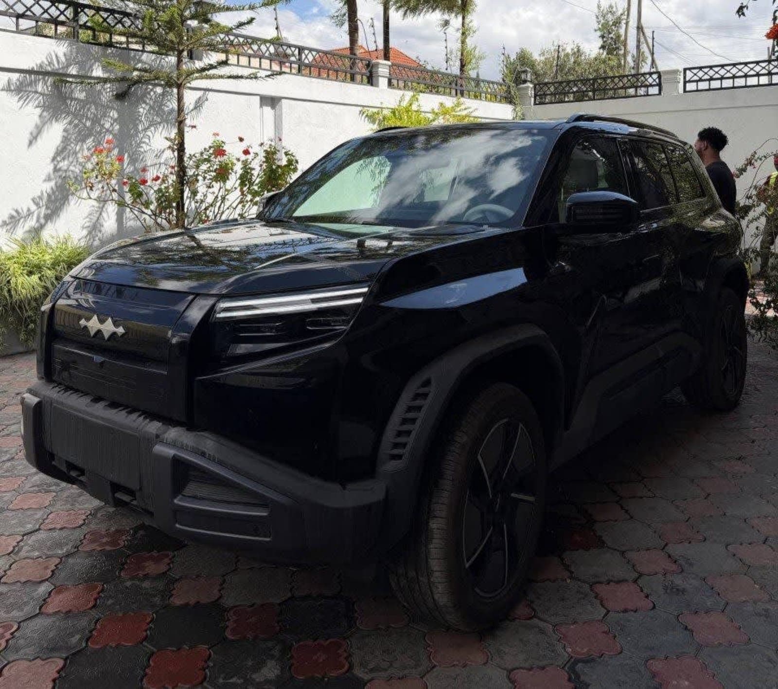 2025 BYD Leopard 03 — photo 2