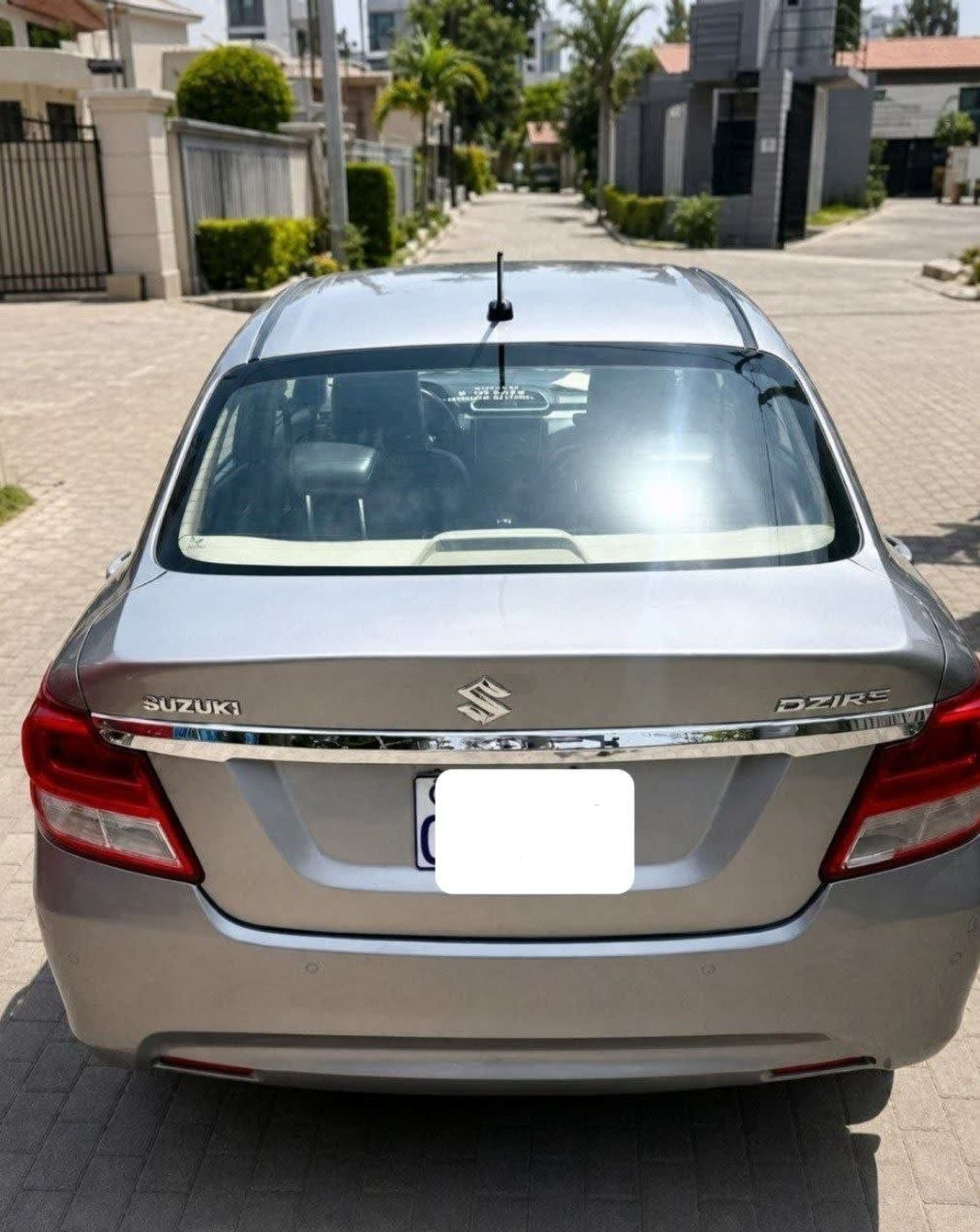 2022 Suzuki Dzire — photo 2