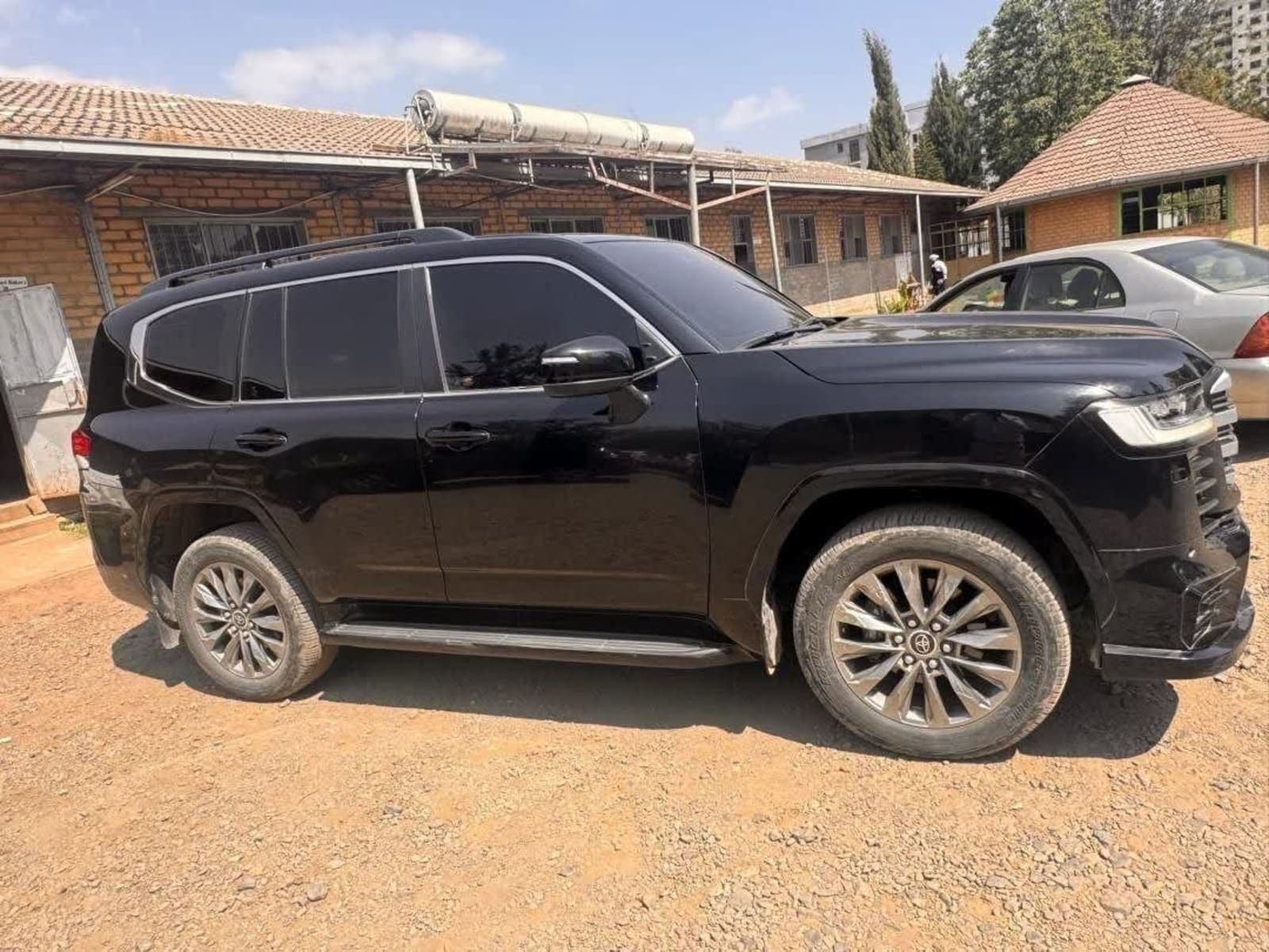 2023 Toyota Landcruiser VX.R — photo 5