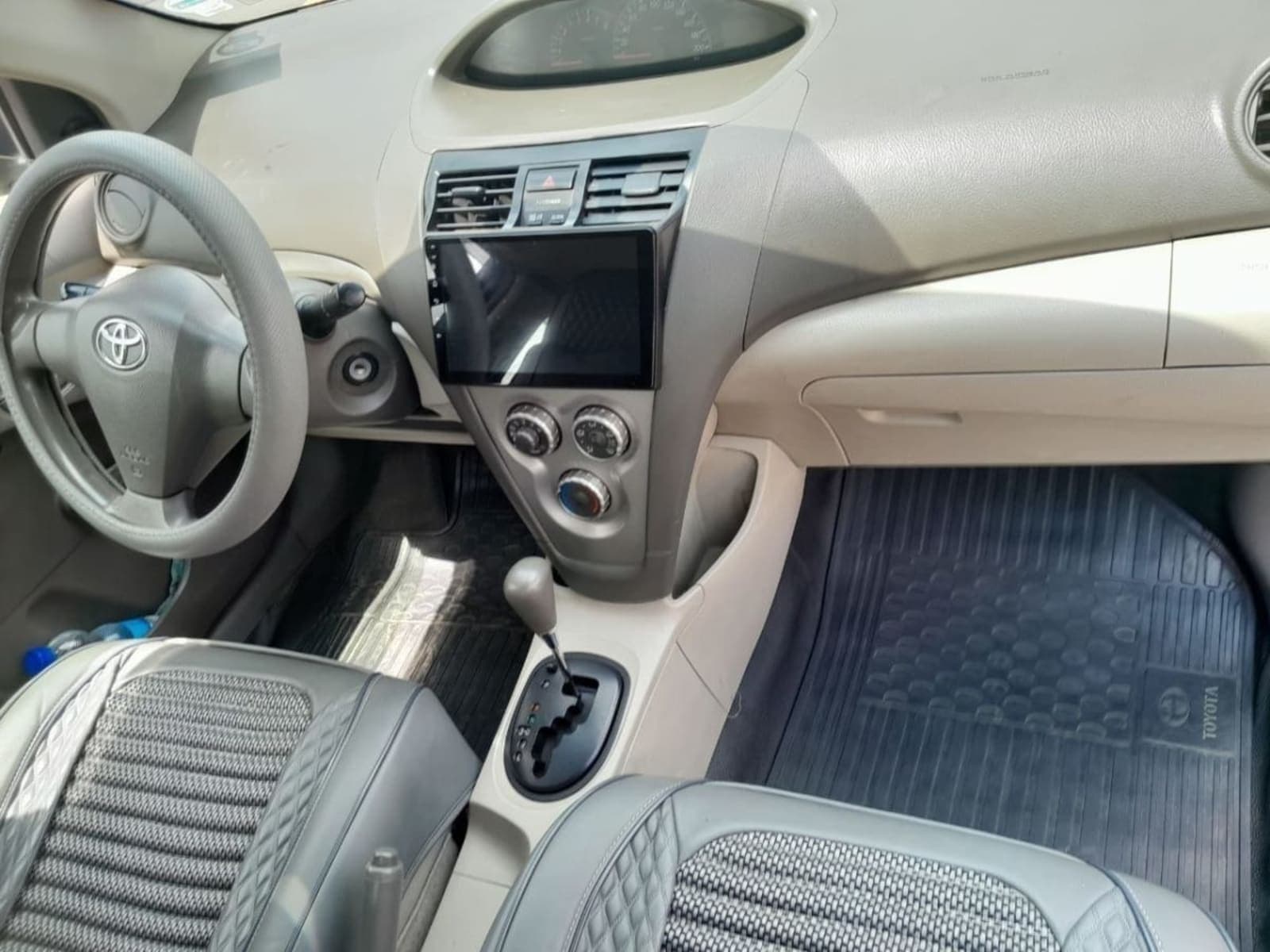 2013 Toyota Yaris Sedan