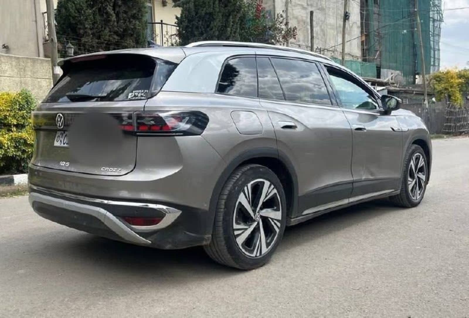 2022 Volkswagen ID.6 Crozz Pro — photo 2