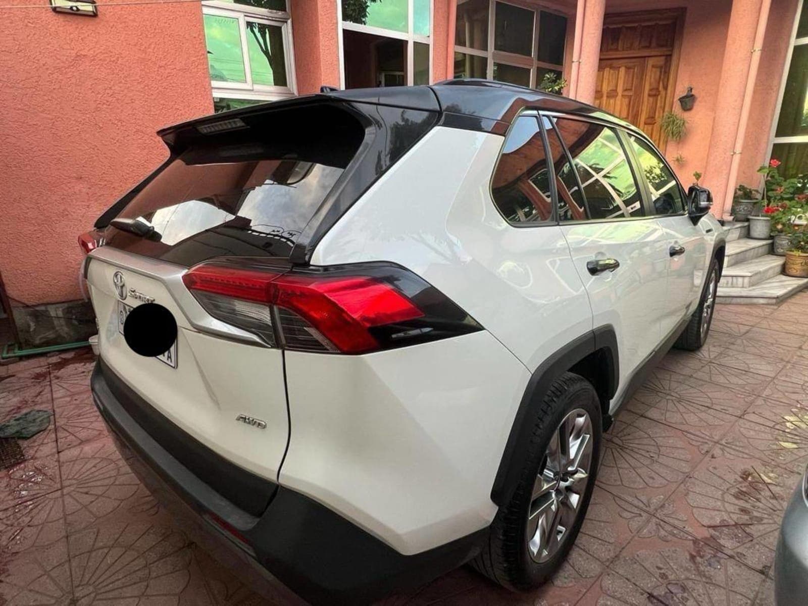 2021 Toyota Rav4 — photo 2