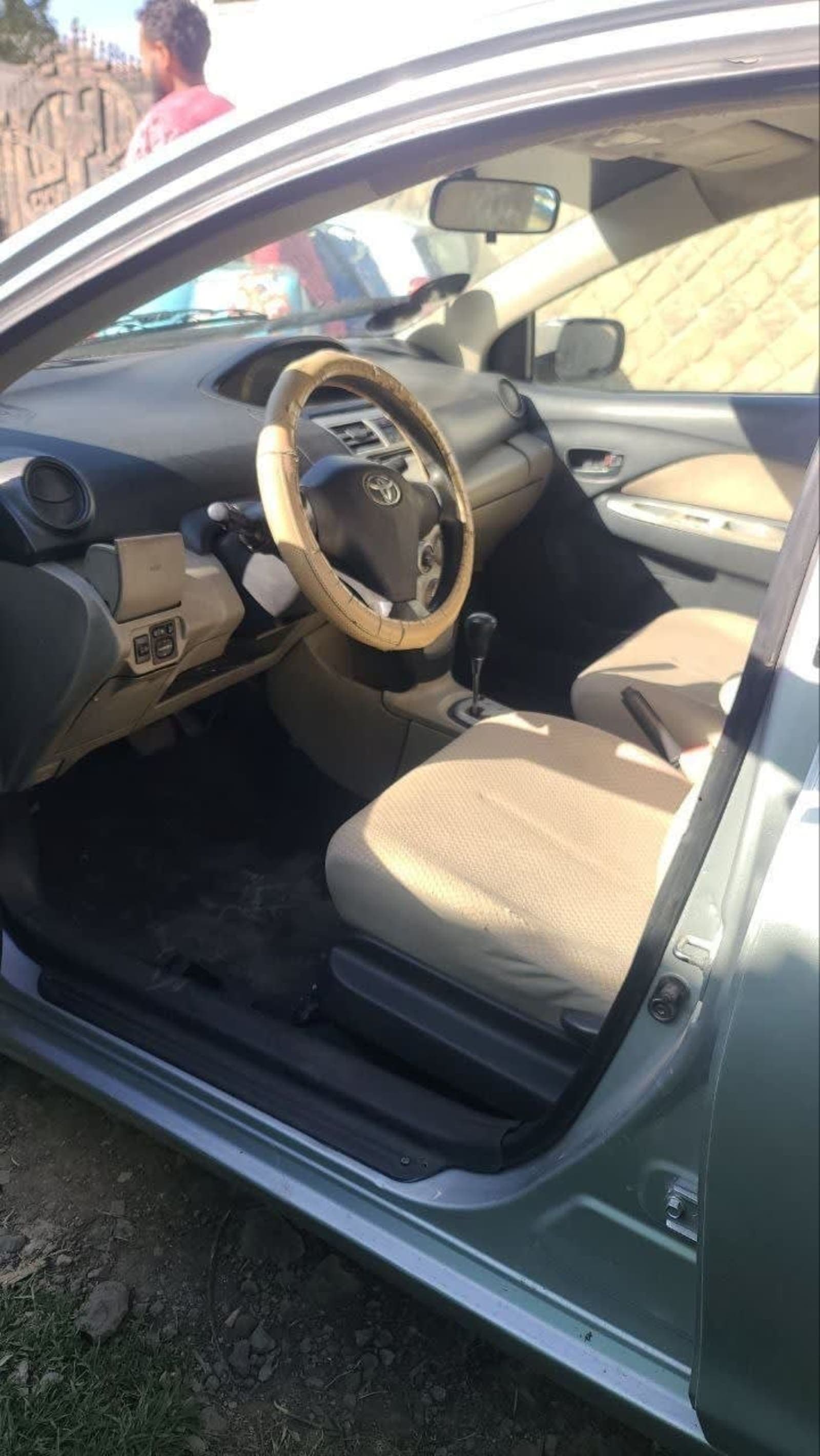2008 Toyota Yaris Belta — photo 4
