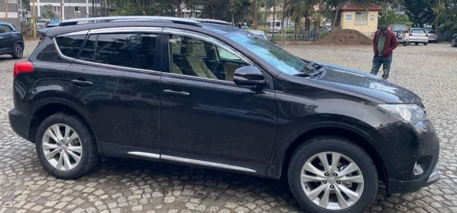 2015 Toyota Rav 4 — photo 2