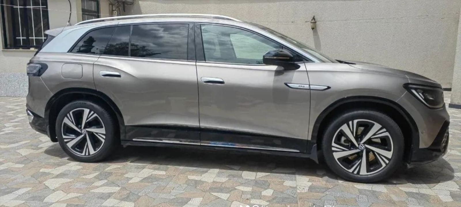 2023 Volkswagen iD.6 Crozz Pro — photo 2