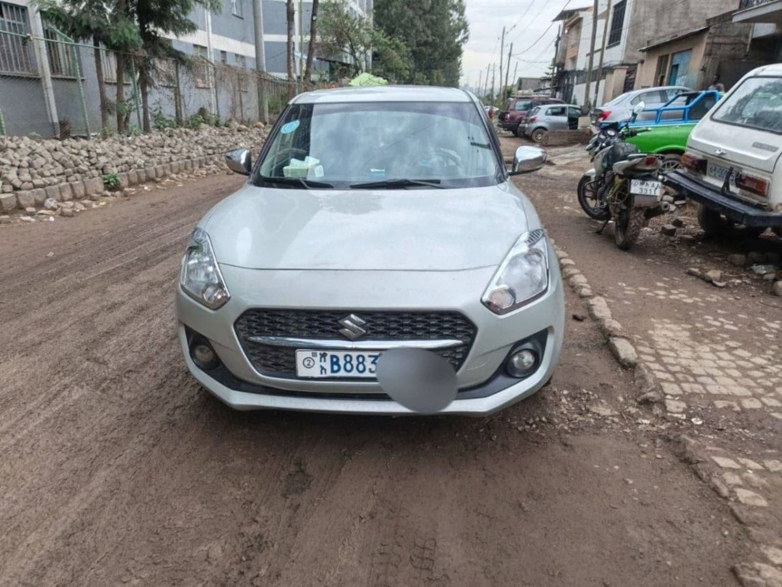 2021 Suzuki Swift — photo 2