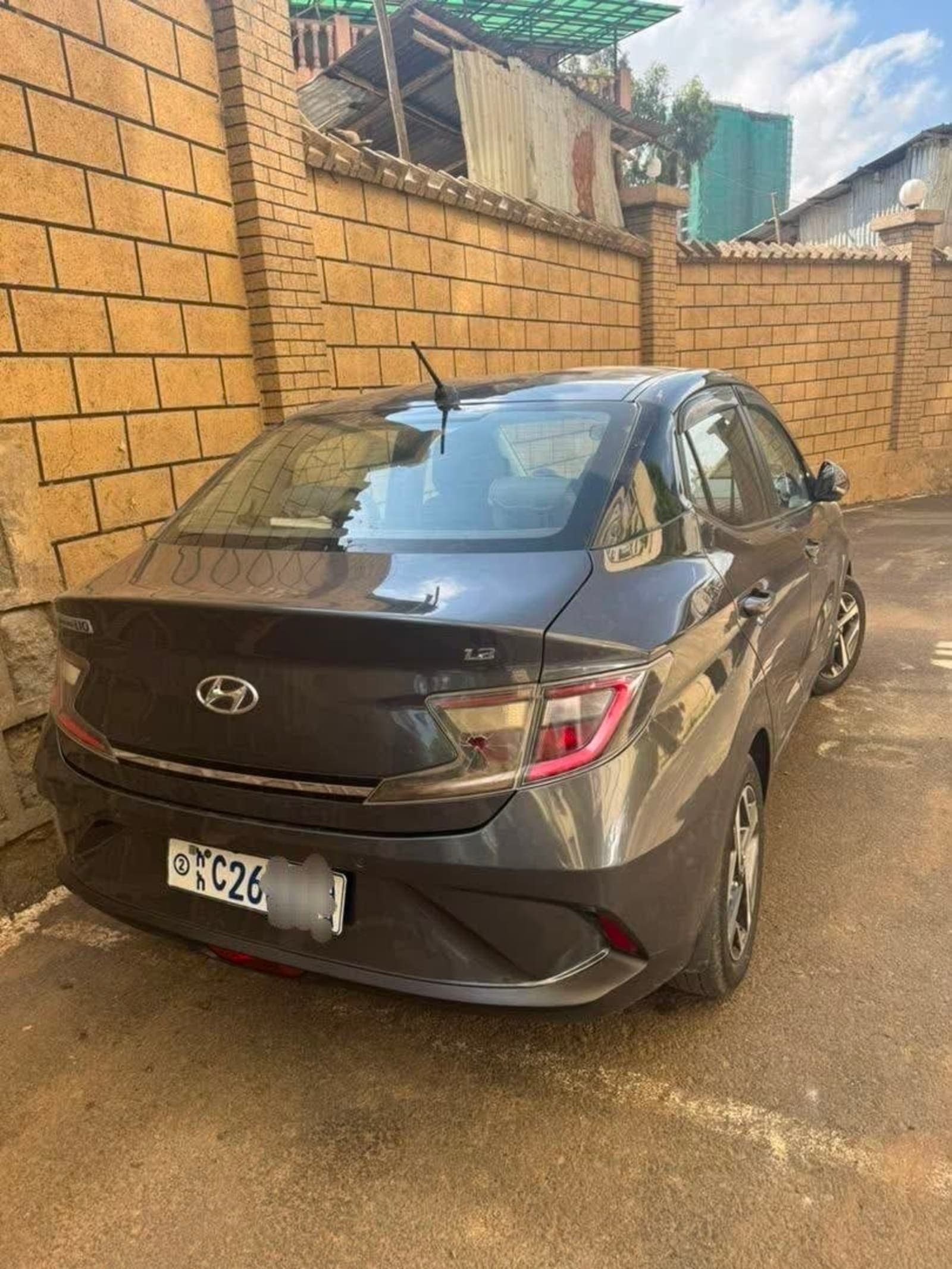 2022 Hyundai Grand i10 — photo 2