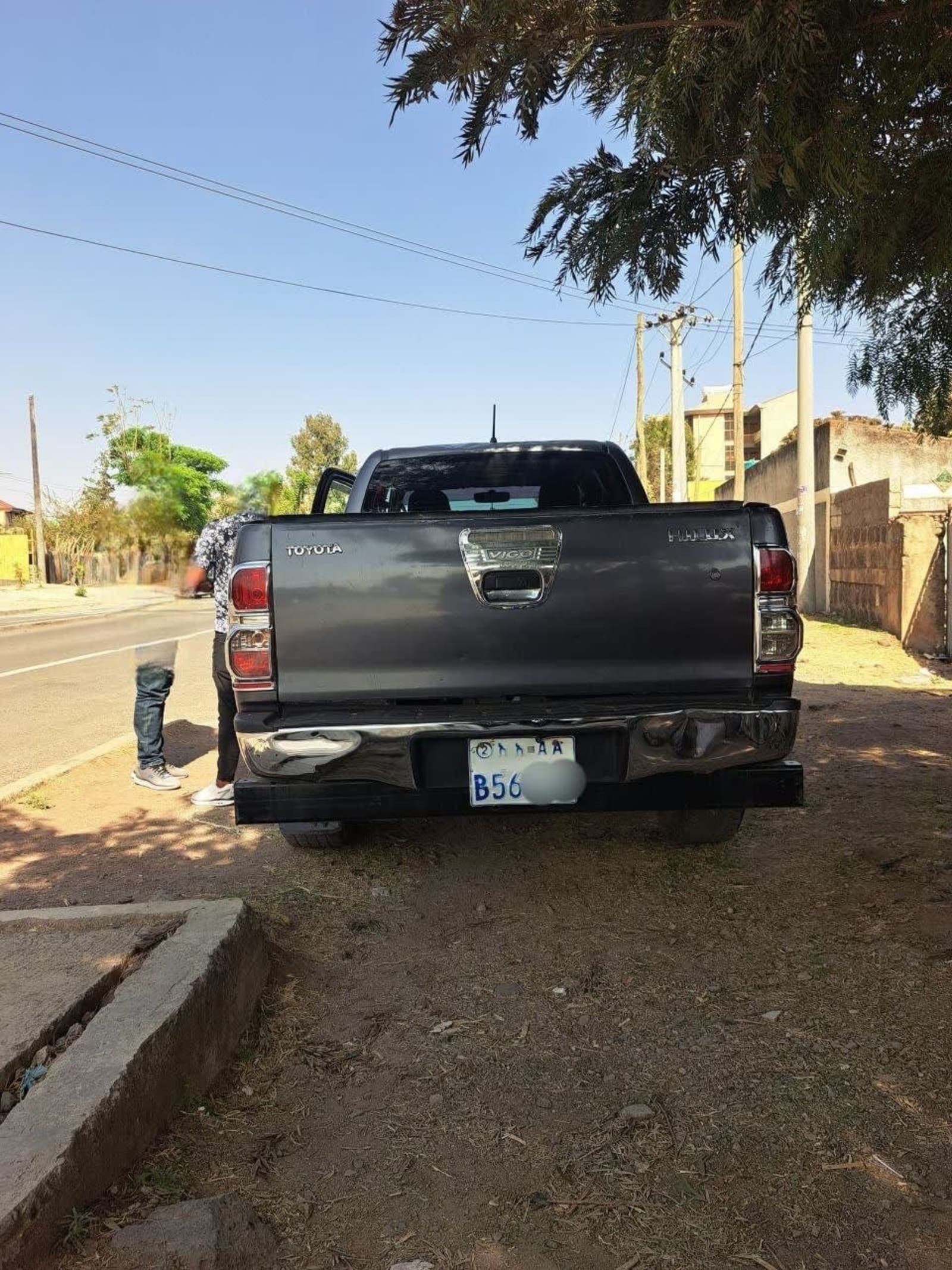 2015 Toyota Hilux — photo 4