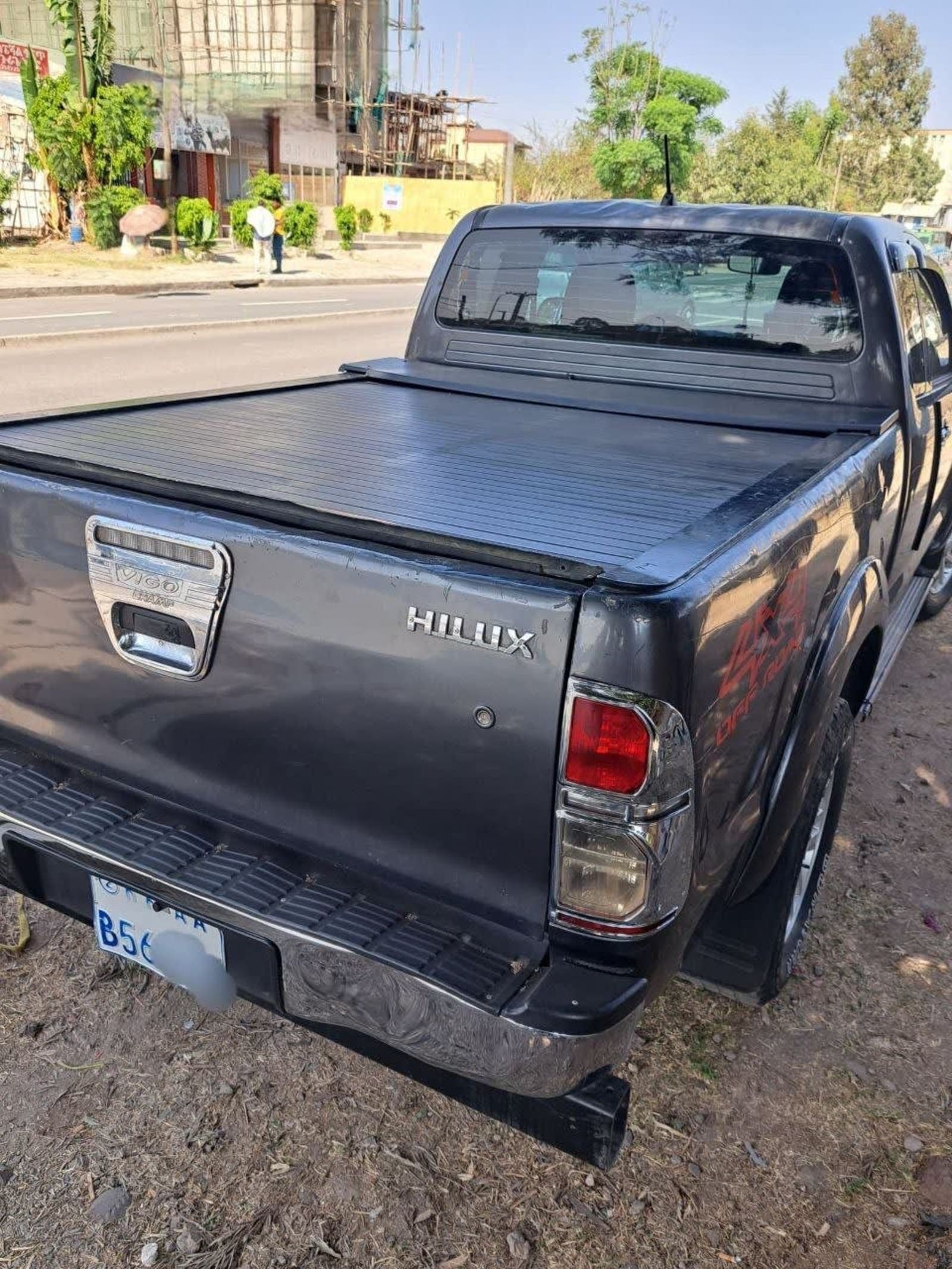 2015 Toyota Hilux — photo 7