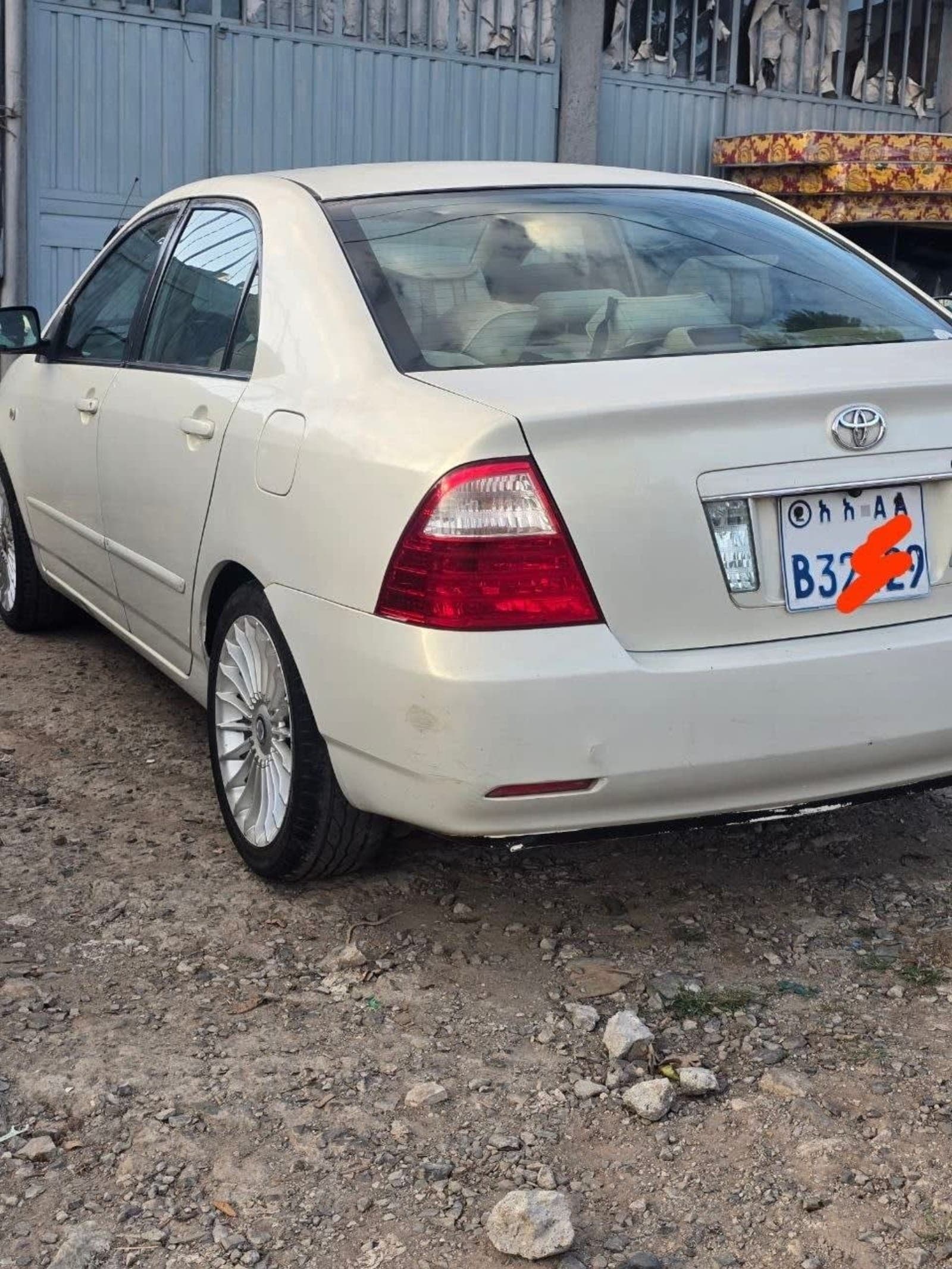 2005 Toyota Corolla — photo 2