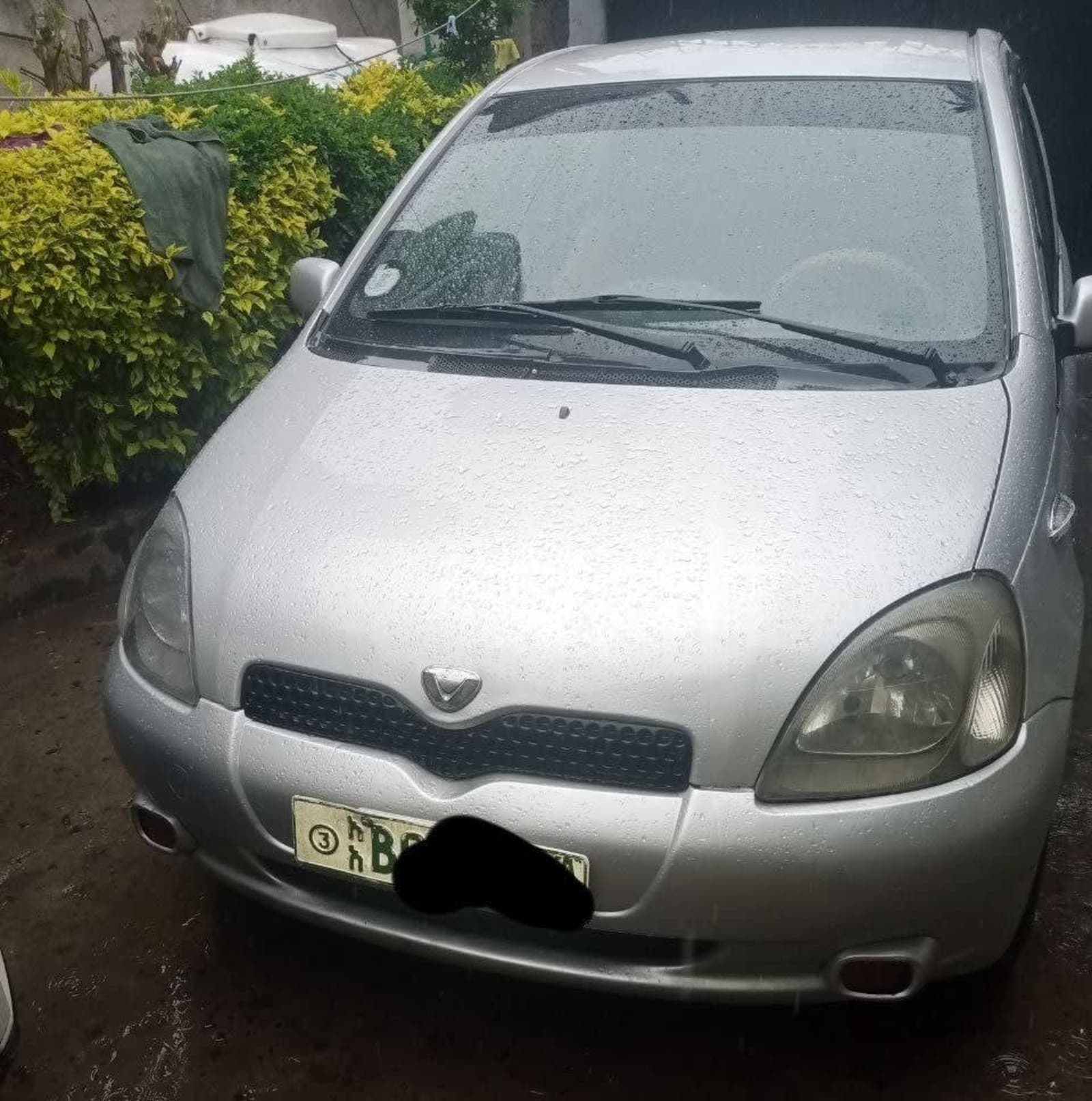 2001 Toyota Vitz