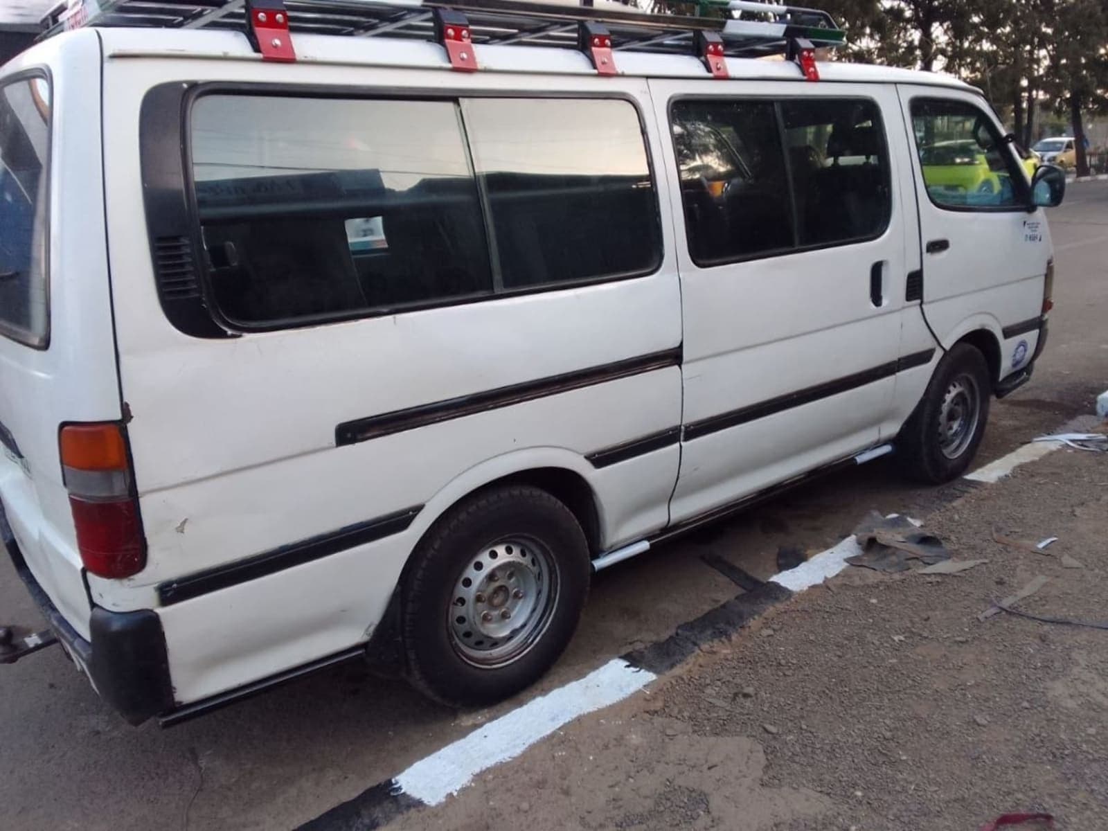 2004 Toyota 5L minibus