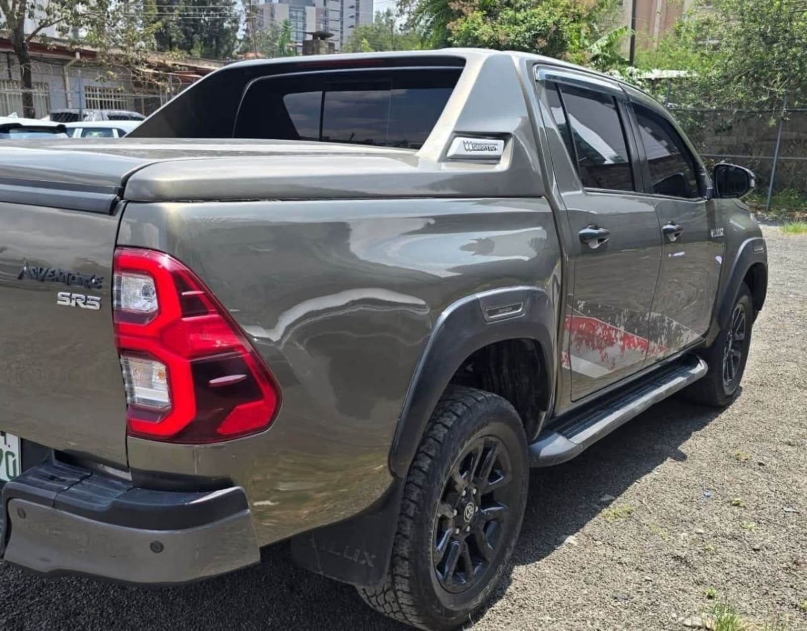 2022 Toyota Hilux Adventure — photo 2