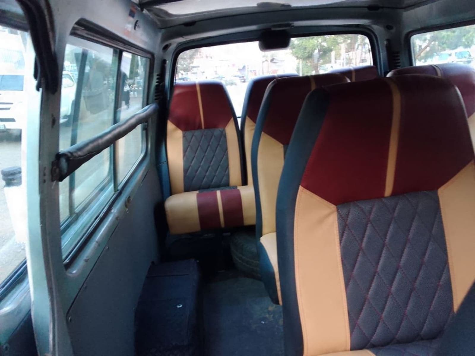 2004 Toyota 5L minibus