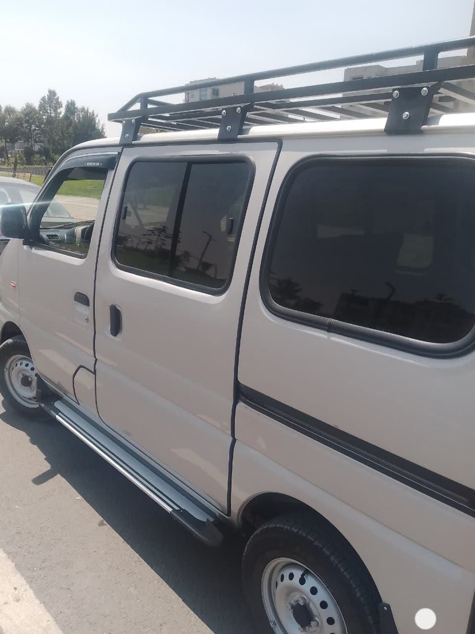 2025 Suzuki Ecco — photo 5