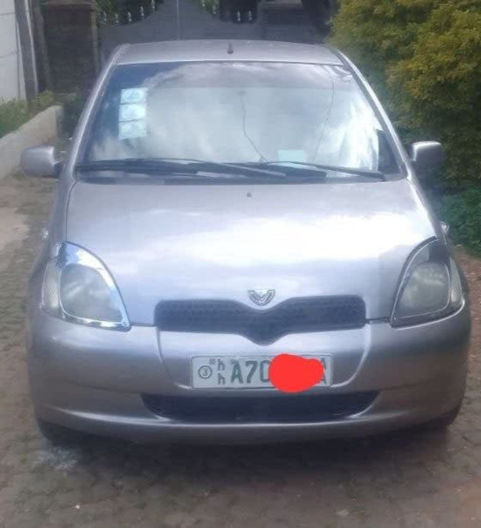 2001 TOYOTA VITZ