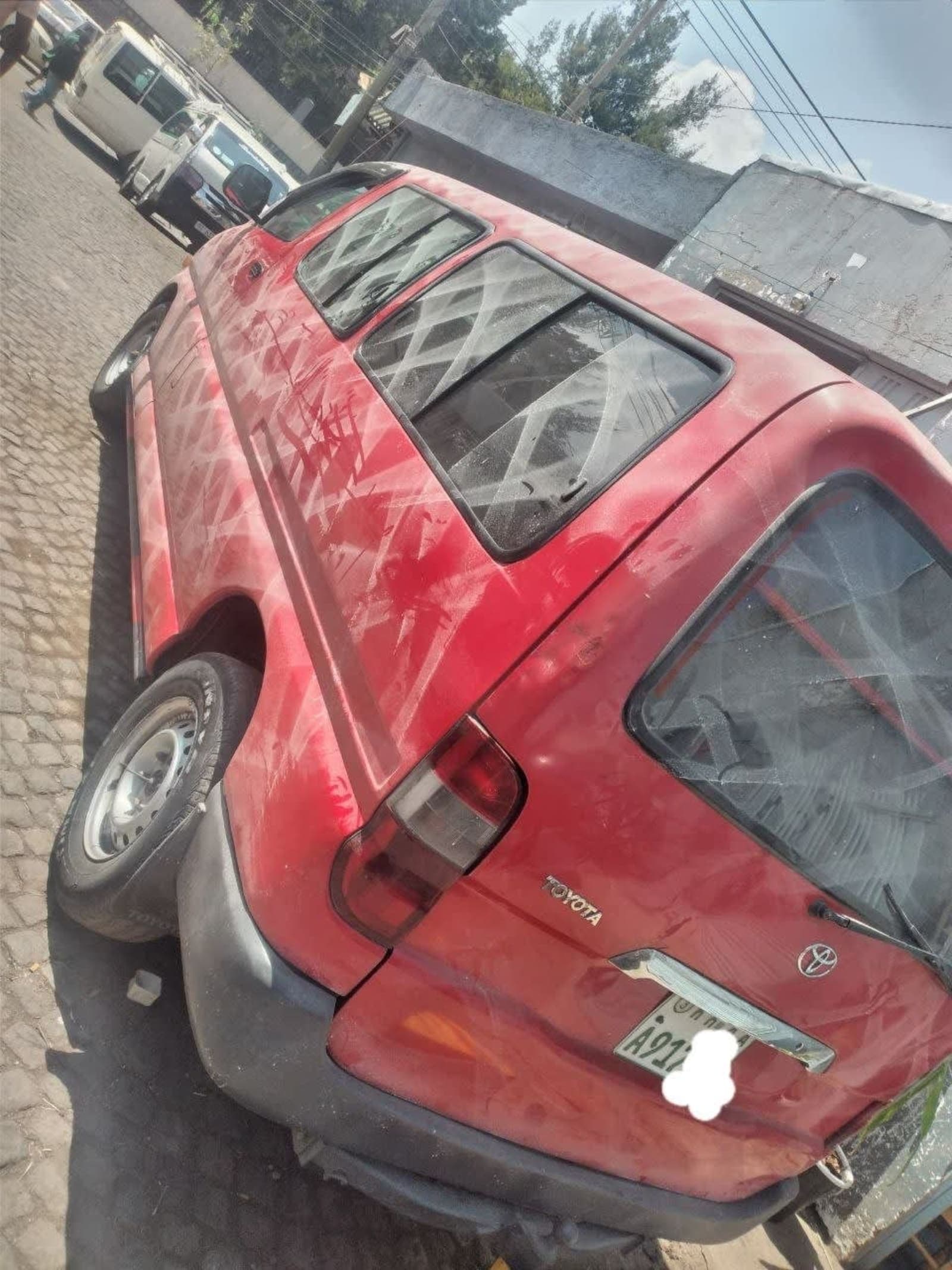 2000 Toyota 2 LT