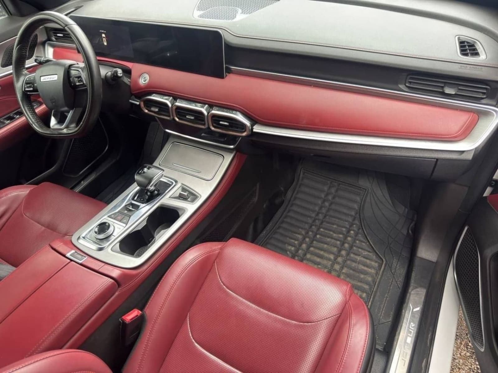 2022 JETOUR X70 Plus — photo 2