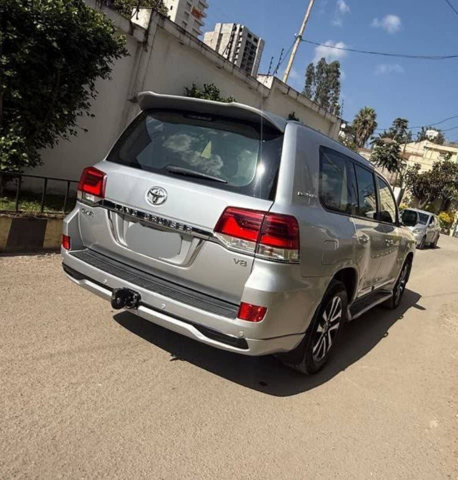 2019 Toyota Landcruiser G-XR — photo 2
