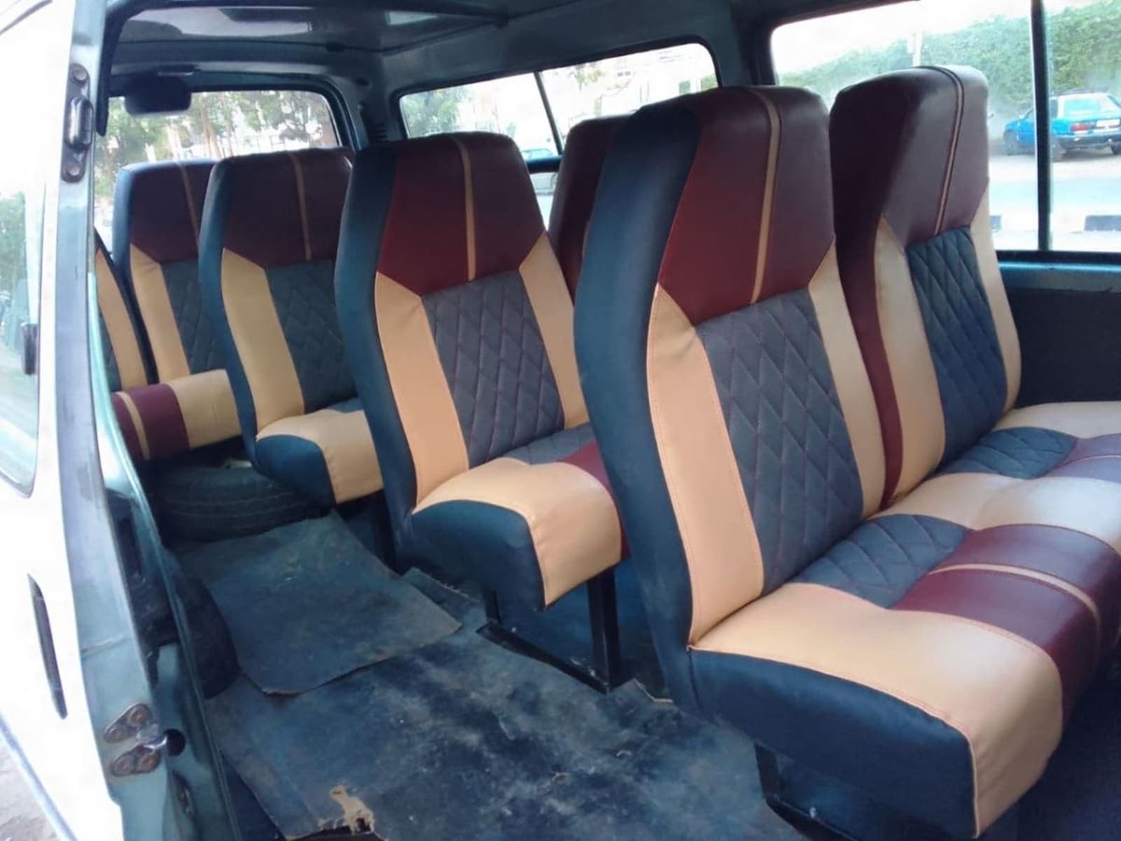 2004 Toyota 5L minibus