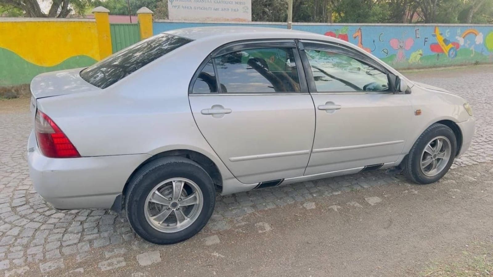 2005 Toyota corolla