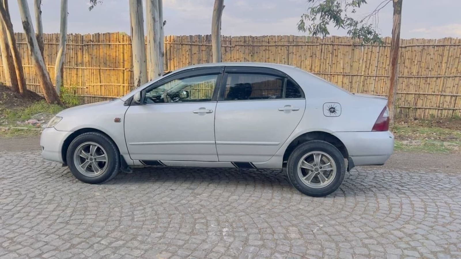 2005 Toyota corolla — photo 2