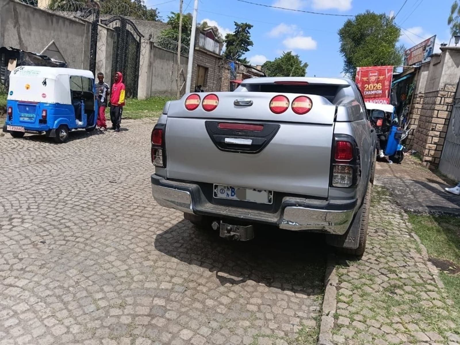 2017 Toyota Hilux Kin Cab — photo 6