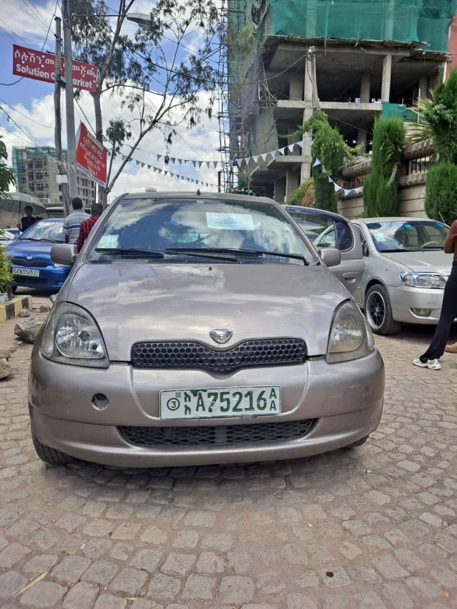 2001 Toyota Vitz